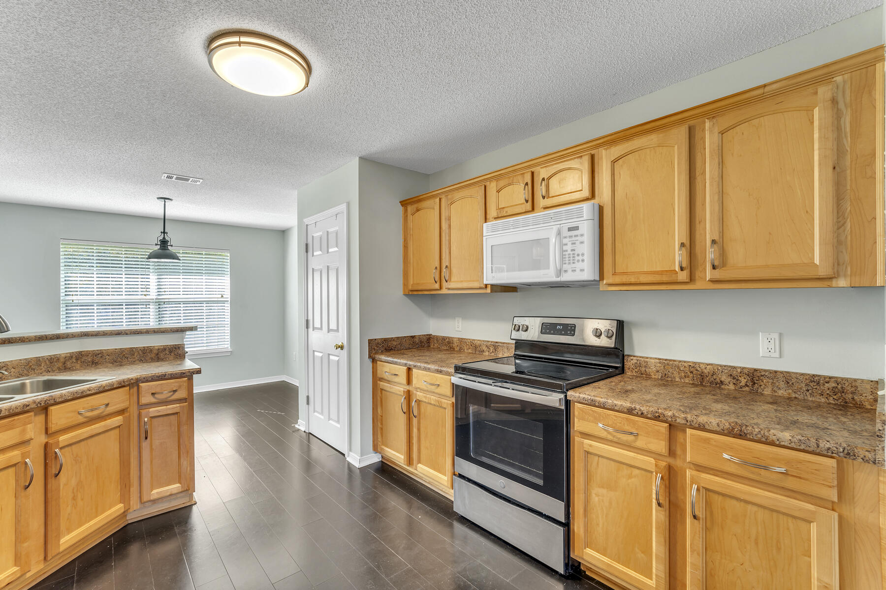 LEE FARMS PH I - Residential