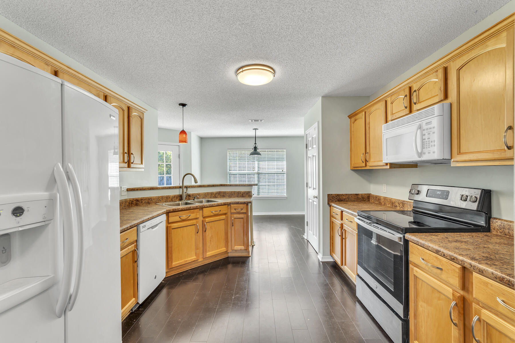 LEE FARMS PH I - Residential