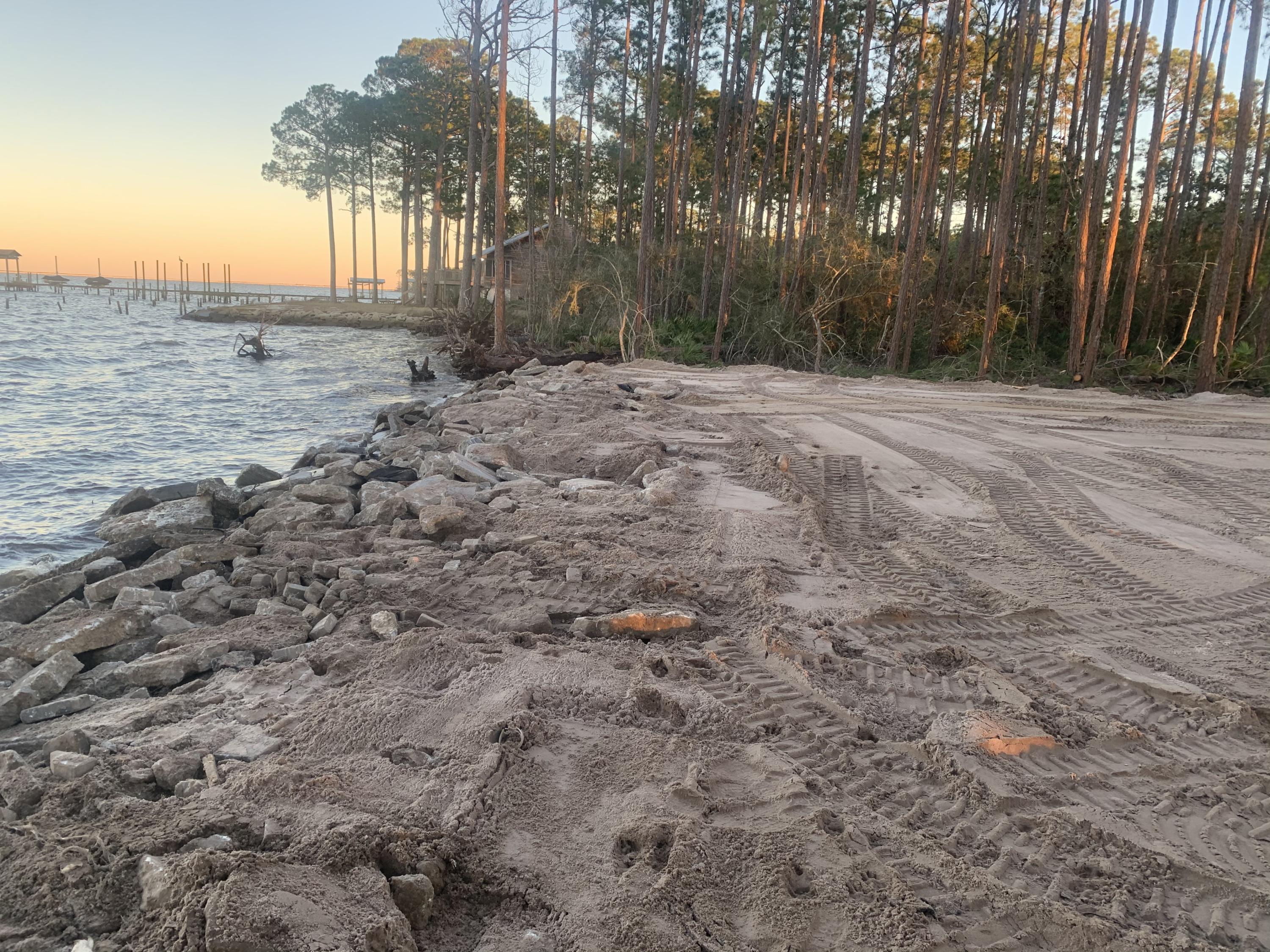 LOT 12 BLK A WHISPERING PINES S/D PB 5-37 OR 906-141 OR 1041-246 OR 1428-257 OR 2995-2825 OR 3016- - Land