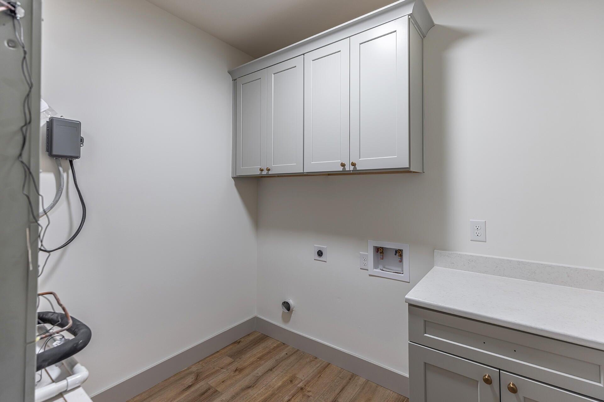 MEIGS S/D - Residential Lease