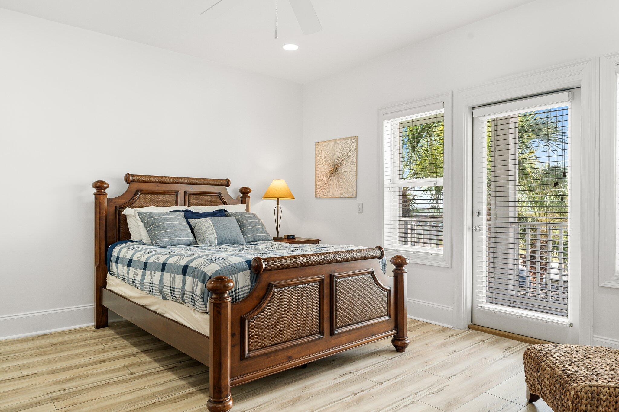 HOLIDAY BEACH UNIT 16 - Residential