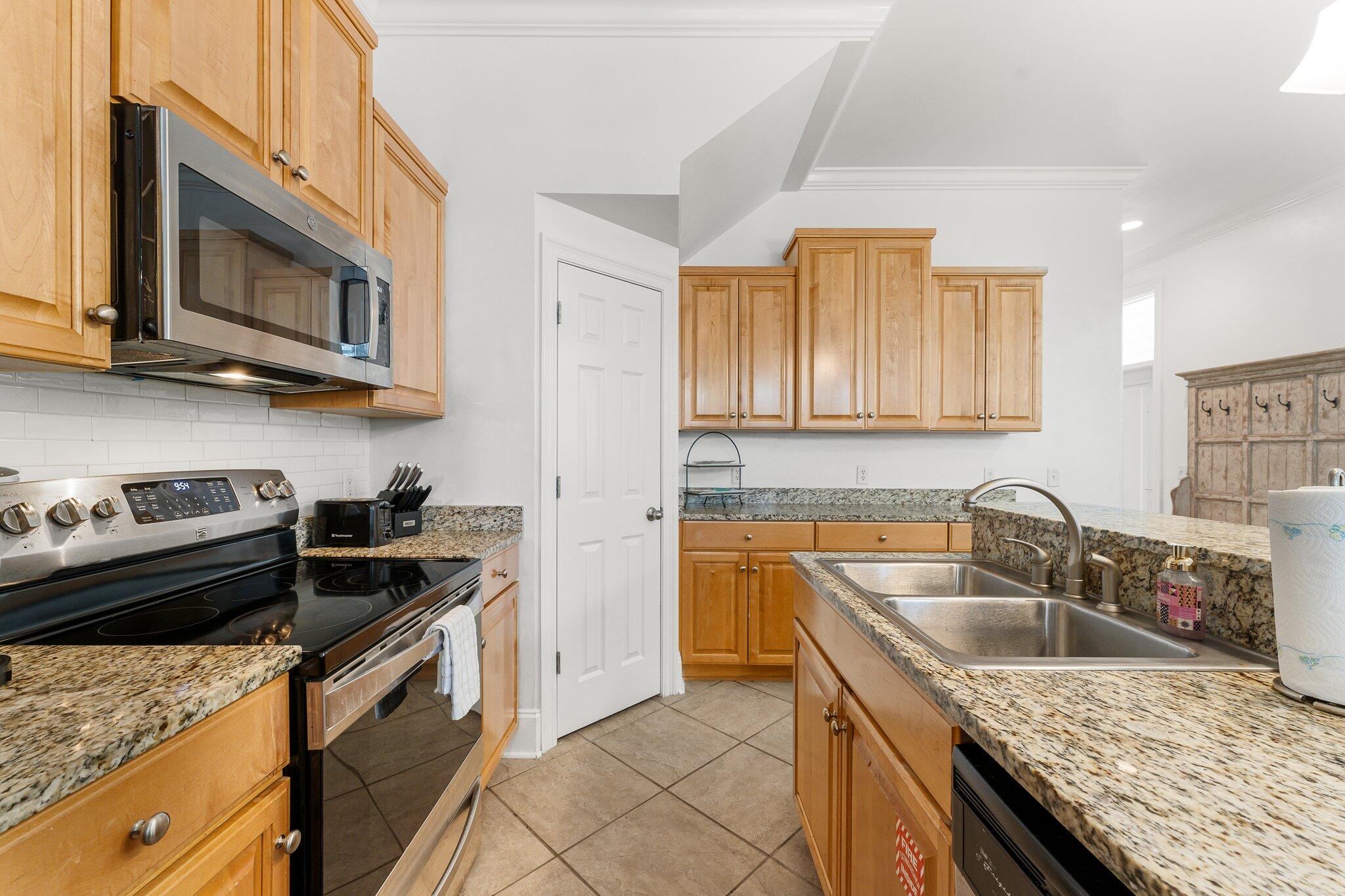 HOLIDAY BEACH UNIT 16 - Residential