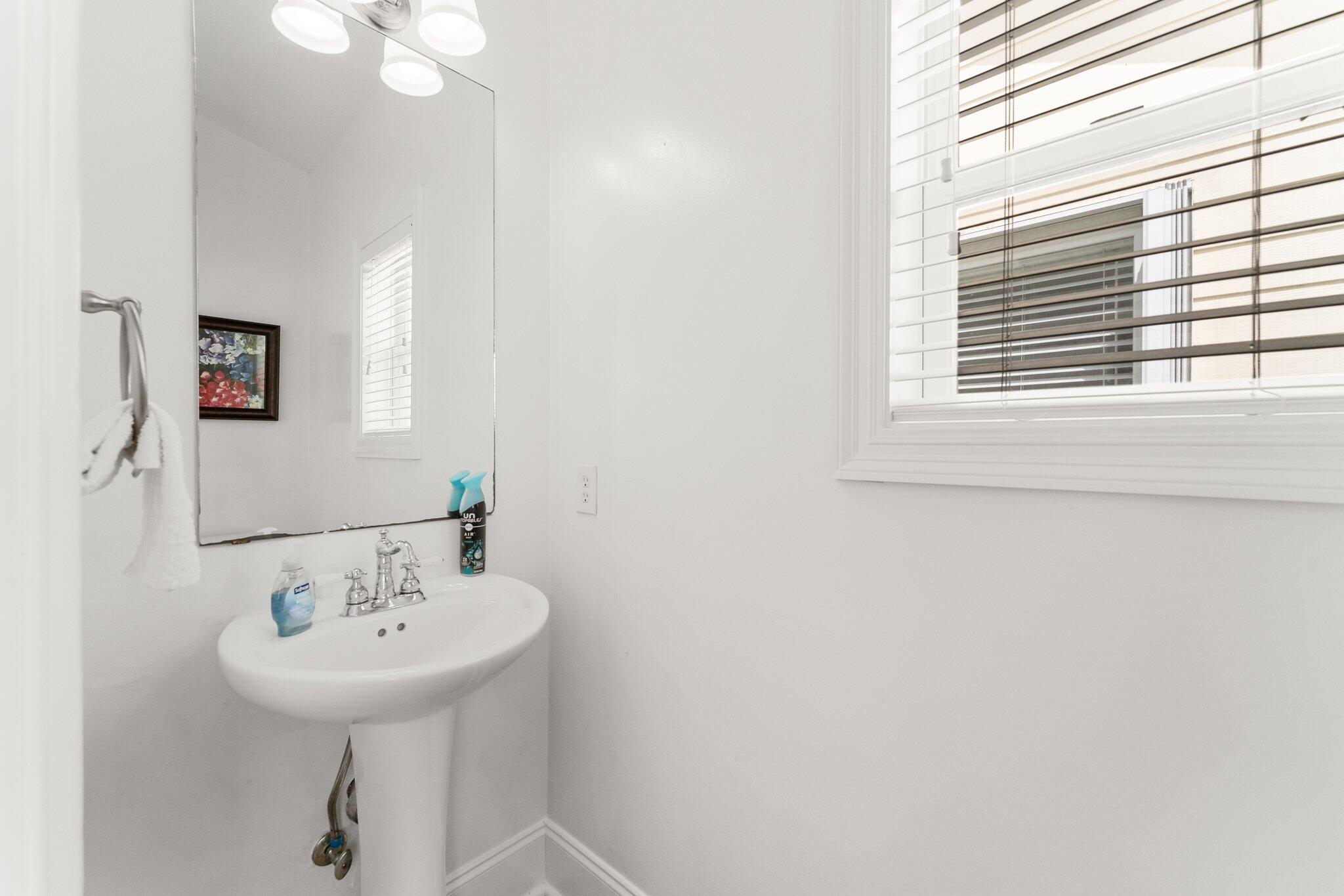 HOLIDAY BEACH UNIT 16 - Residential