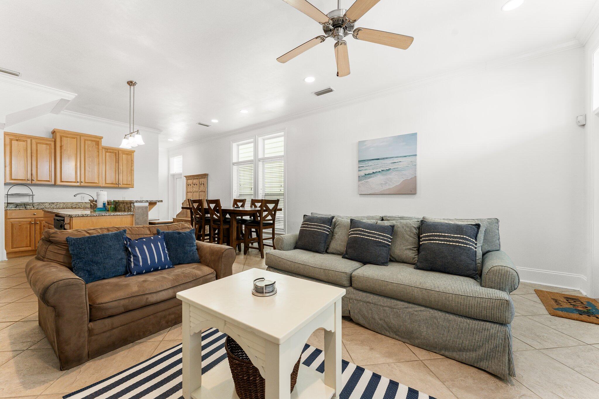 HOLIDAY BEACH UNIT 16 - Residential