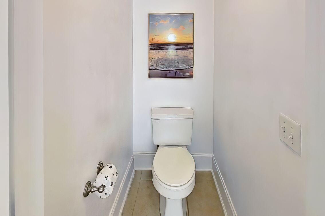 HOLIDAY BEACH UNIT 16 - Residential