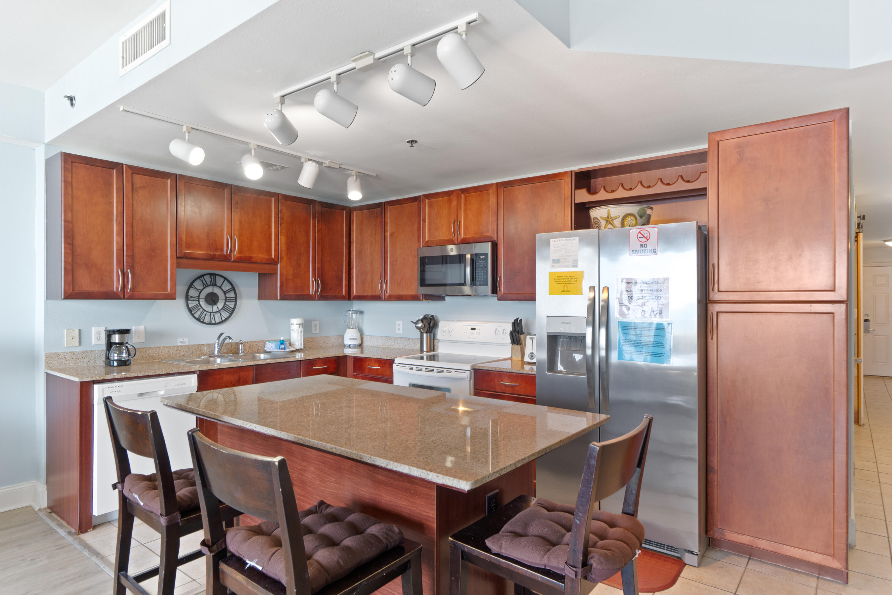 Laketown Wharf - Residential