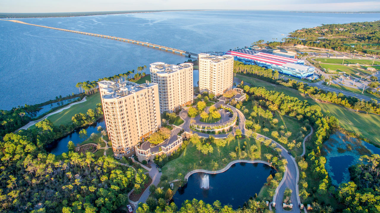 ONE WATER PLACE - Residential