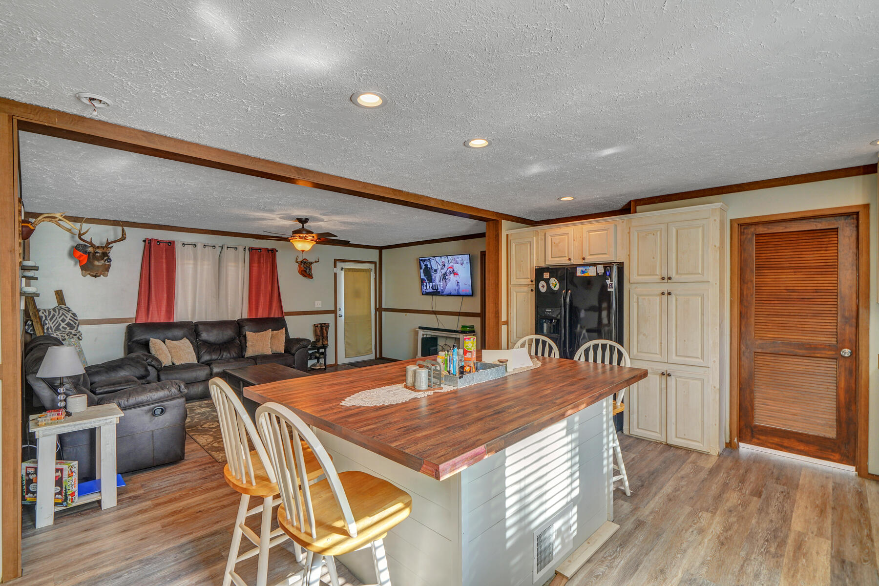 NORTH SUPERGROUP - Residential