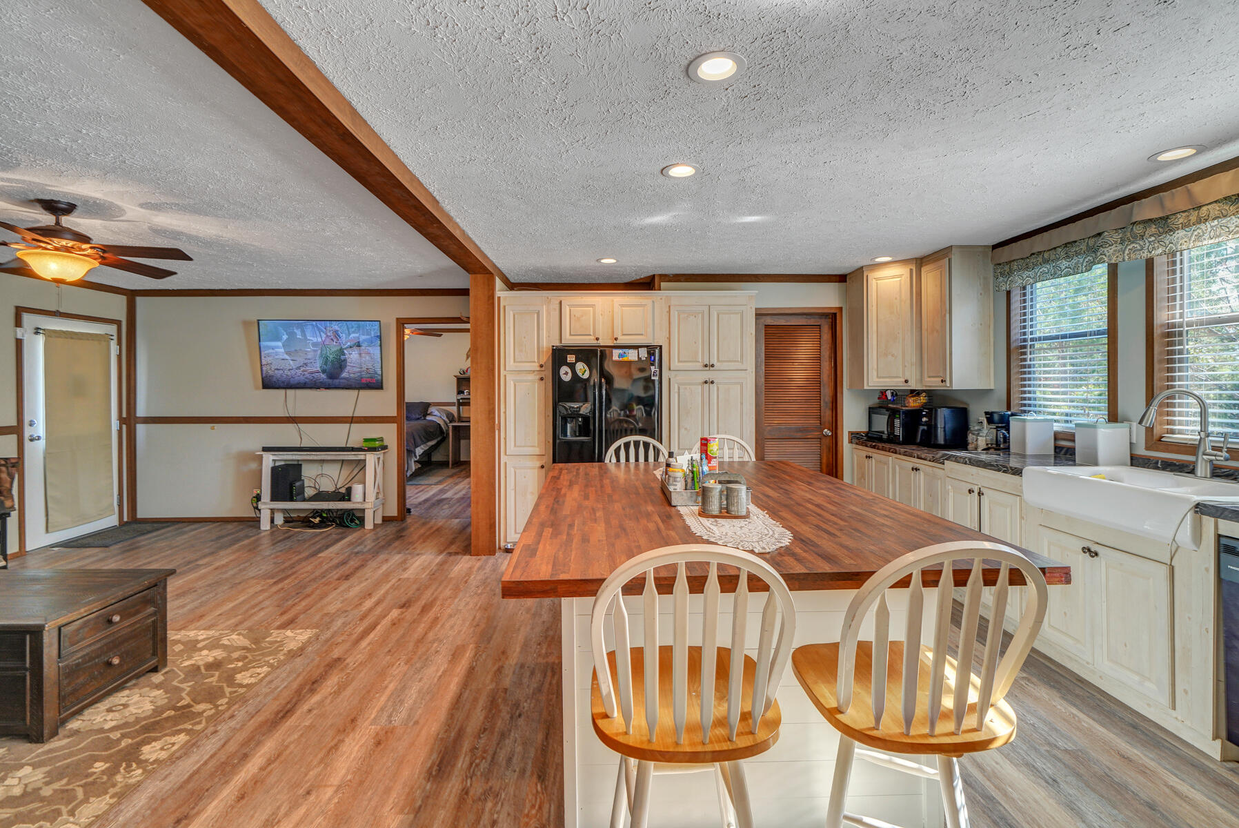 NORTH SUPERGROUP - Residential