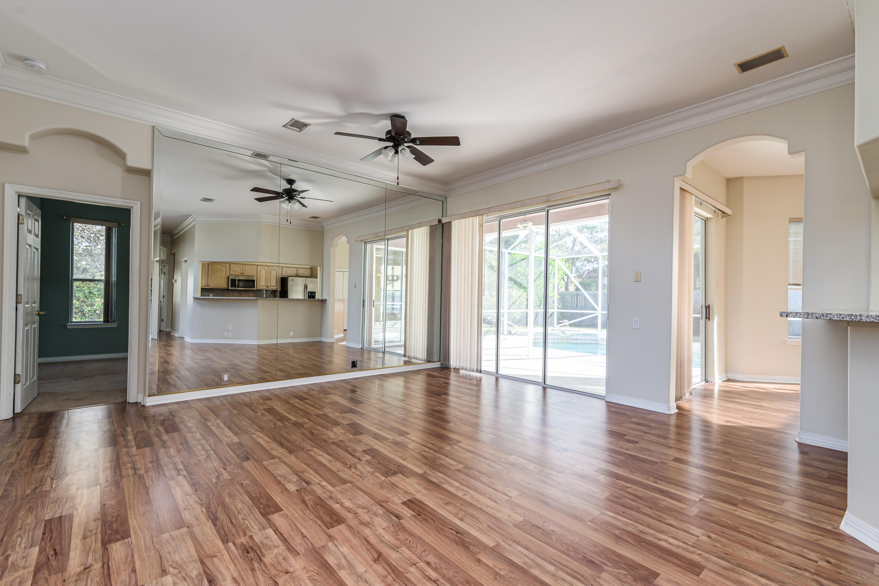 EMERALD BAY WEST - Residential