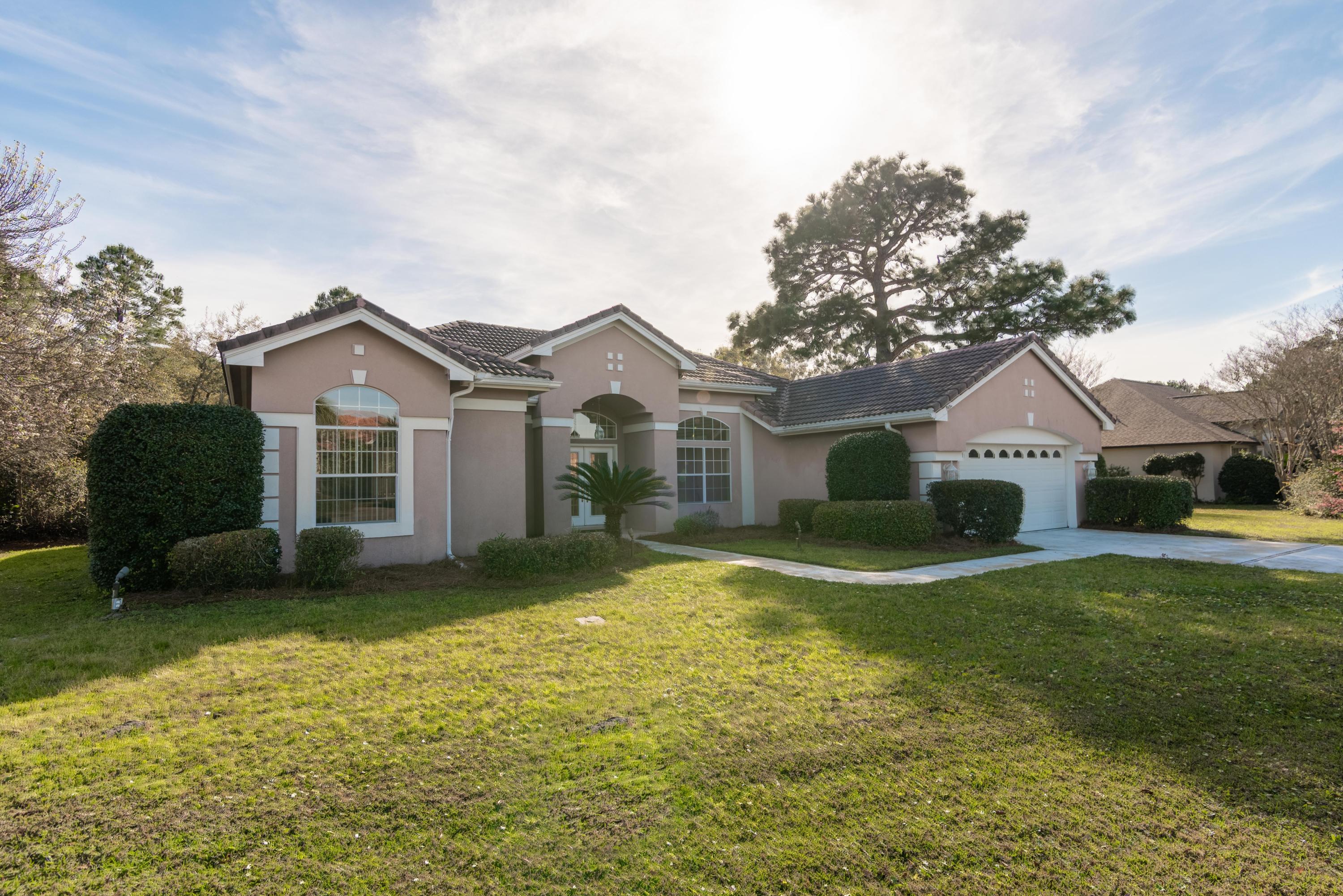 EMERALD BAY WEST - Residential