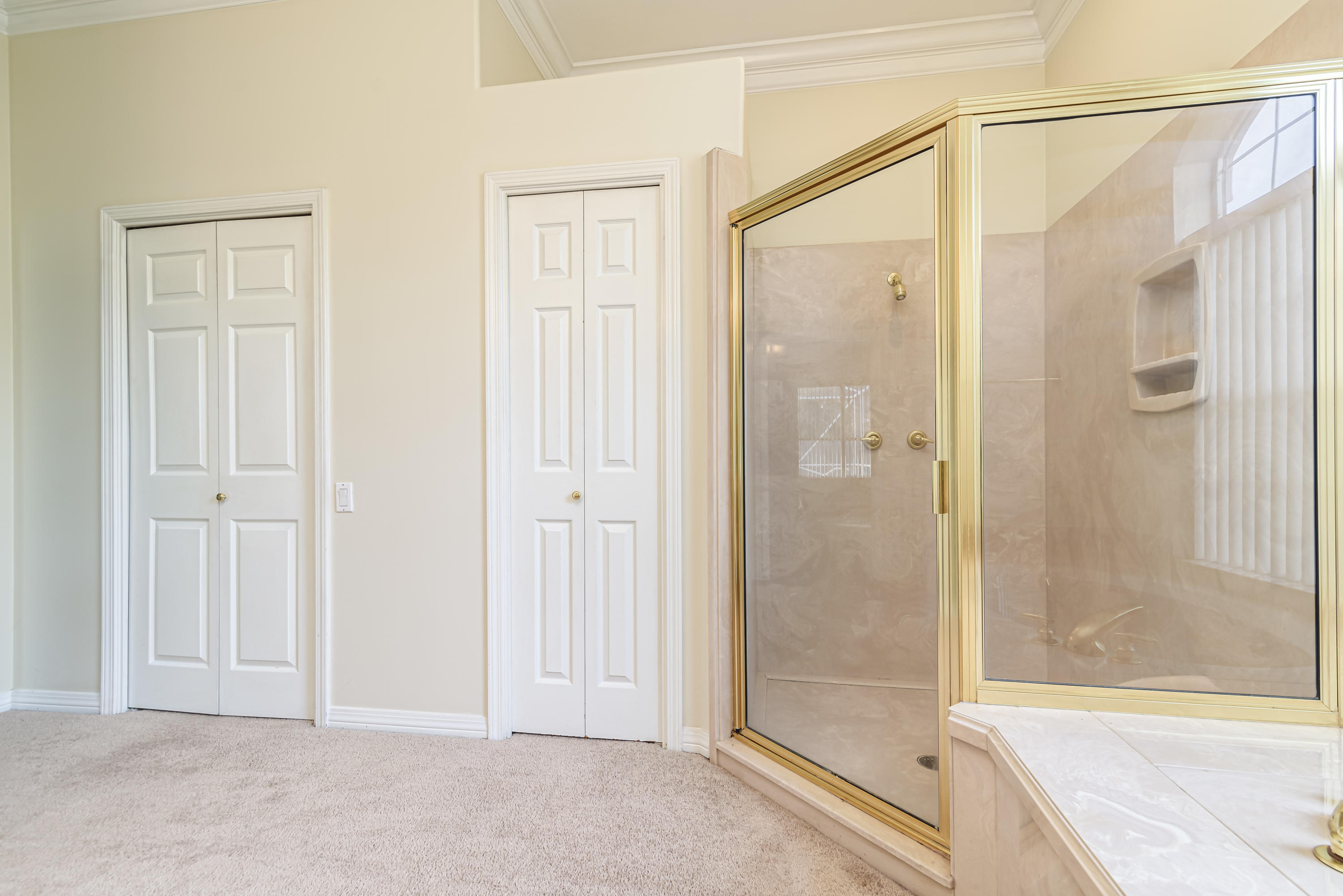 EMERALD BAY WEST - Residential