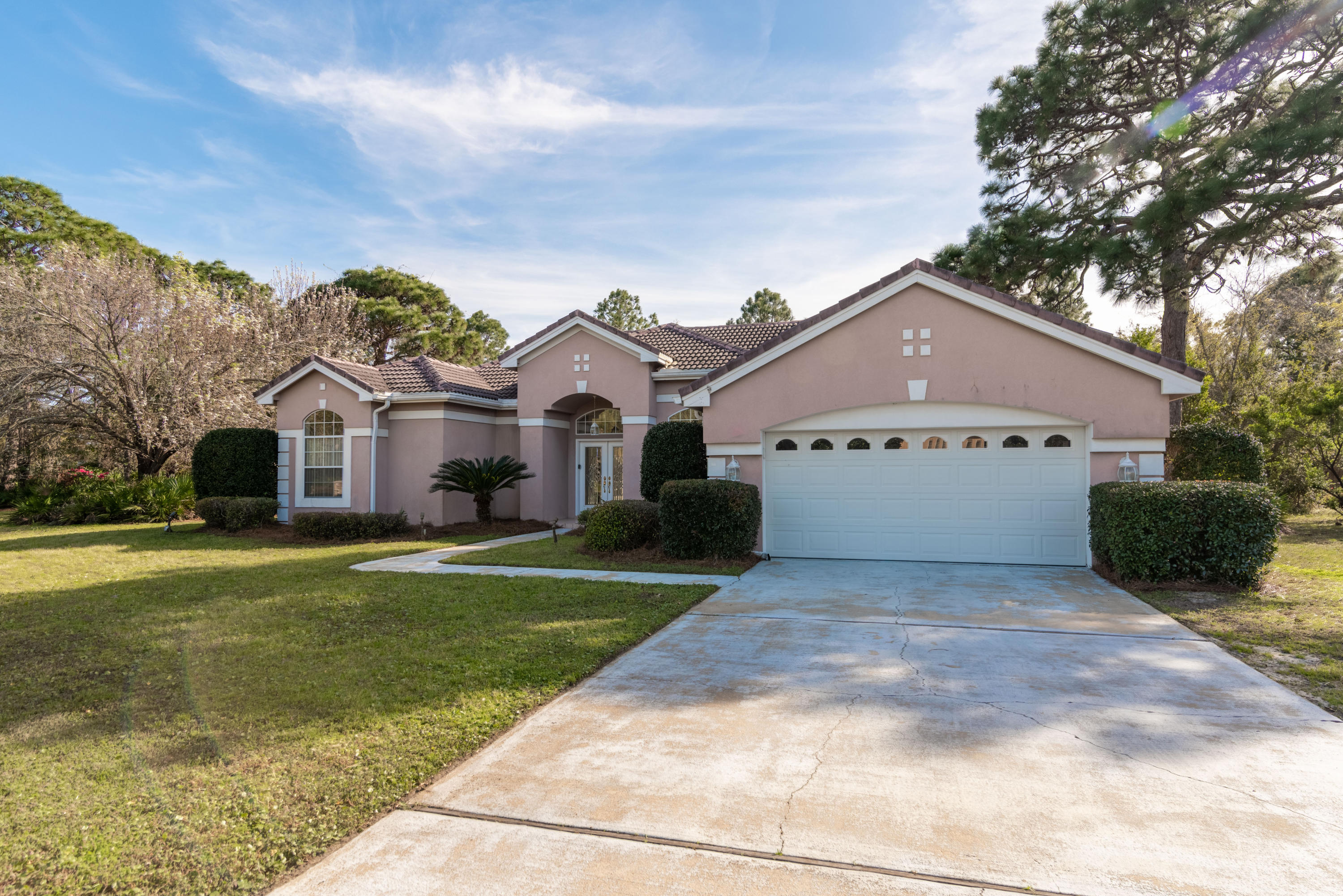 EMERALD BAY WEST - Residential