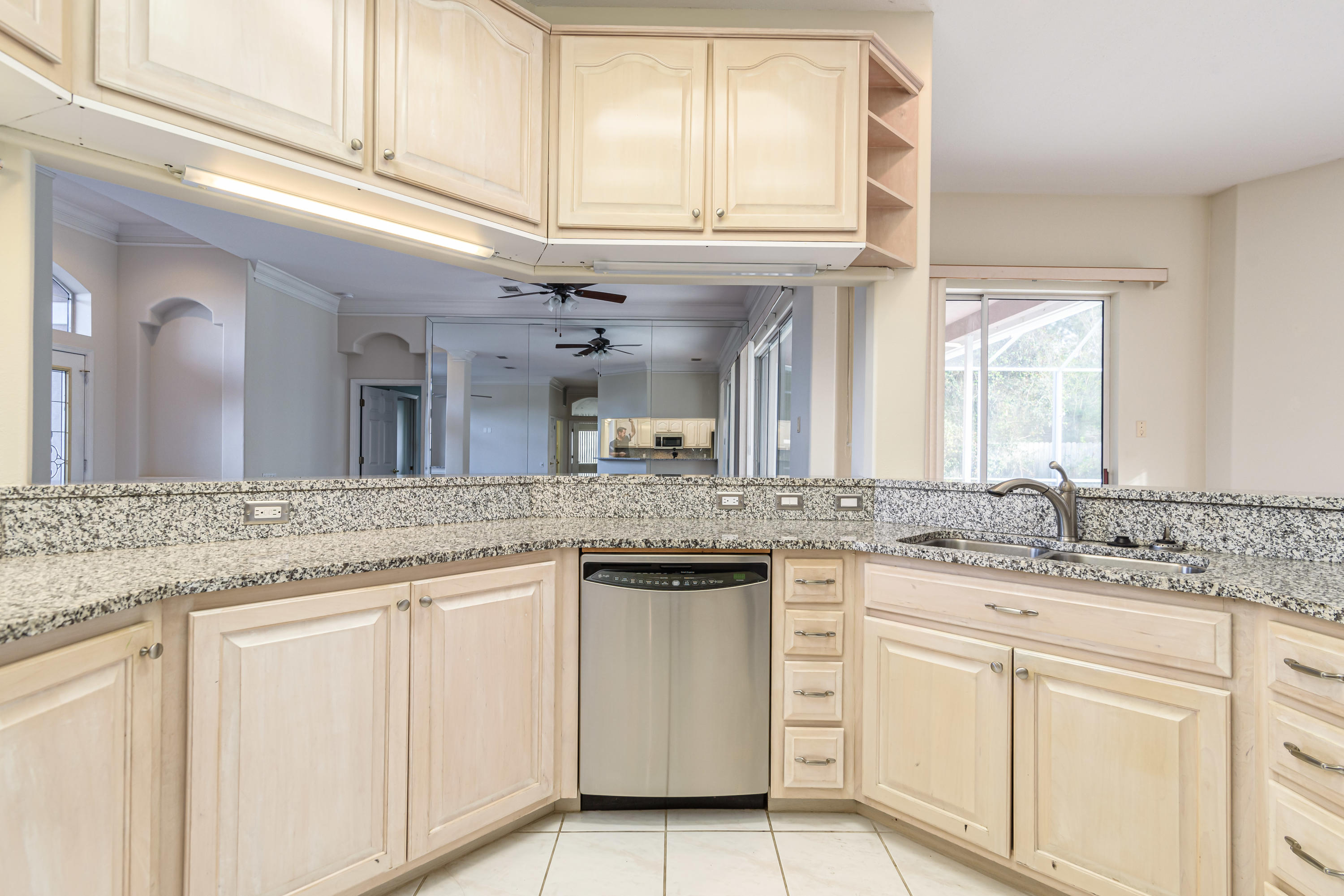 EMERALD BAY WEST - Residential