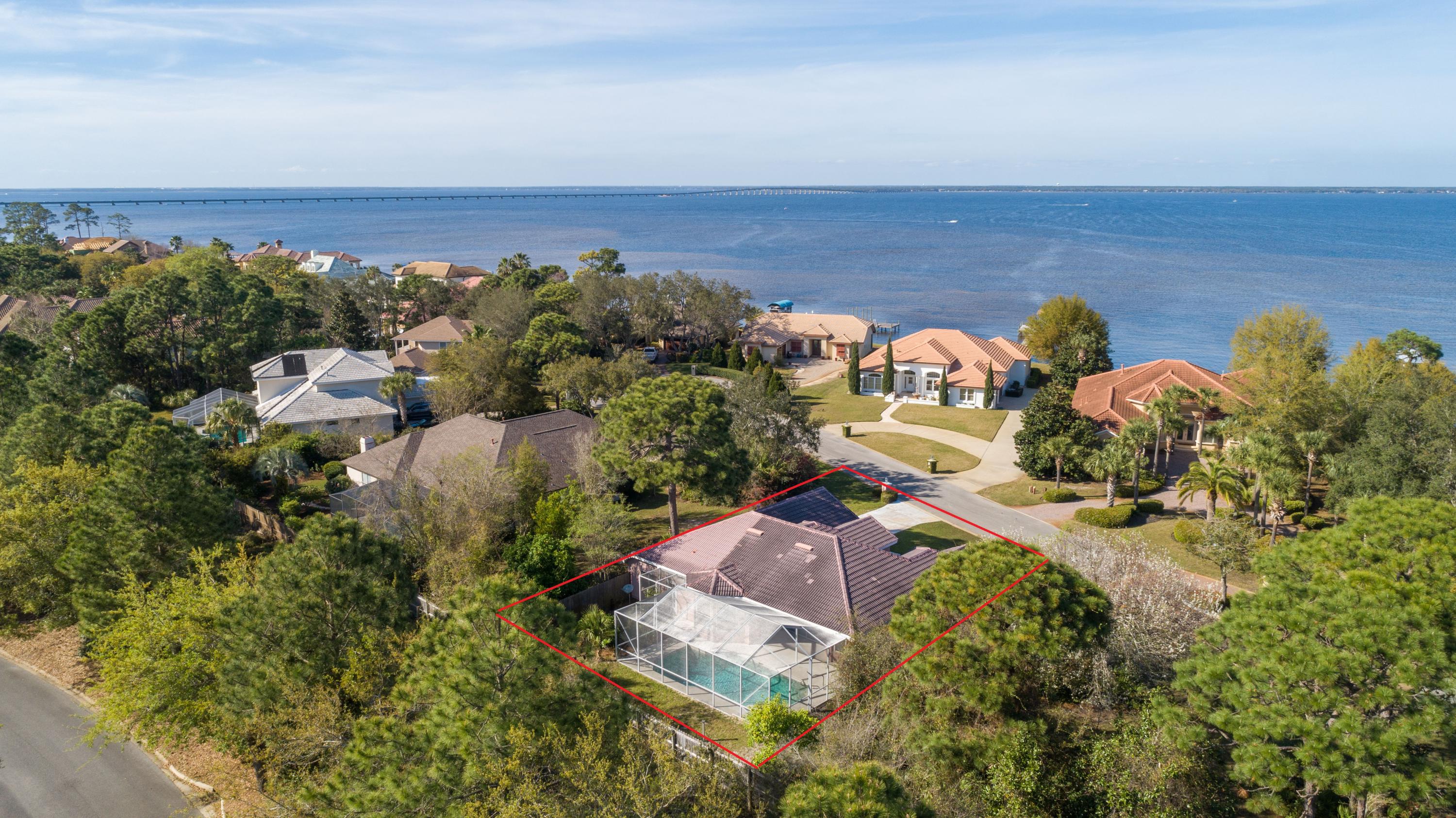 EMERALD BAY WEST - Residential