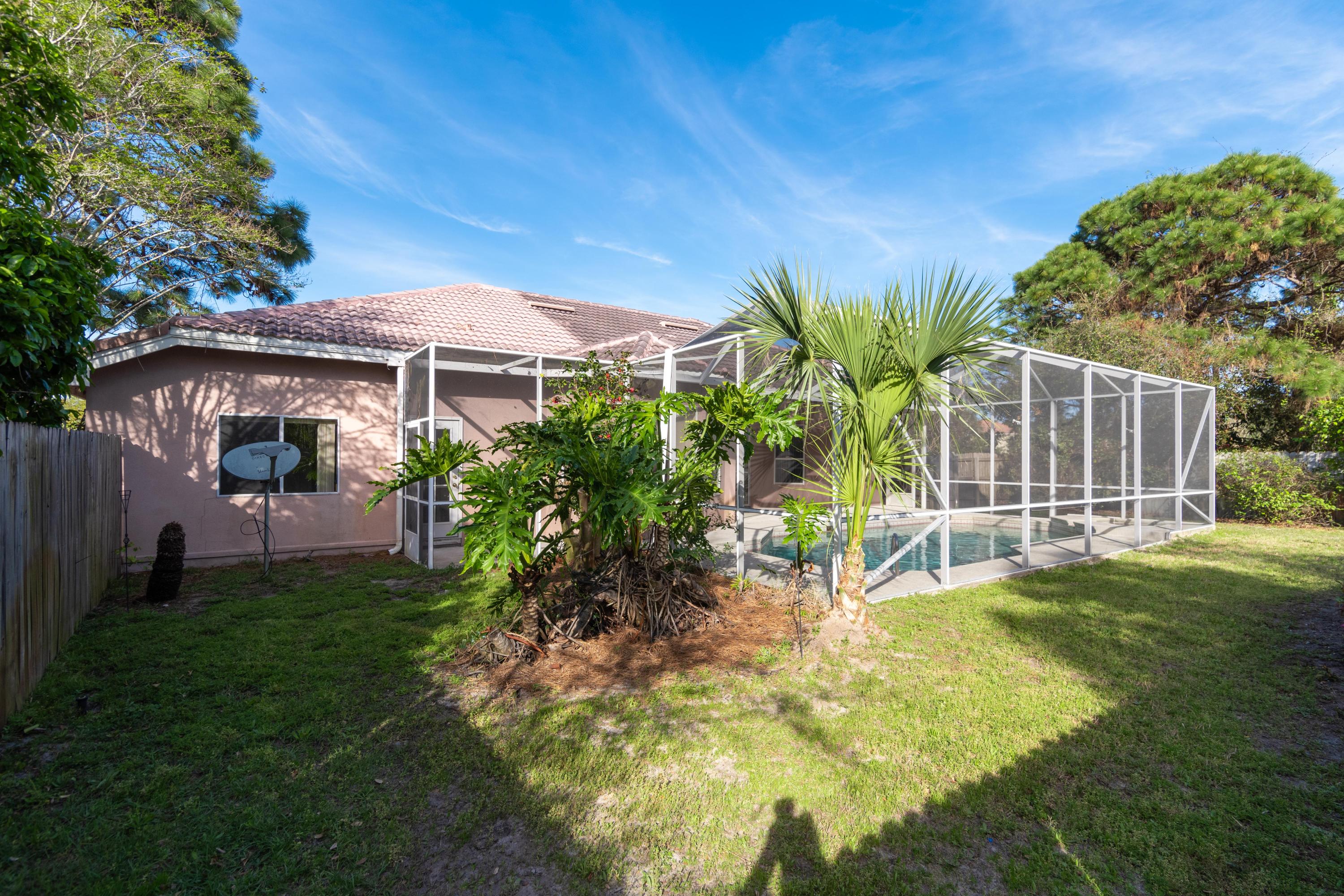 EMERALD BAY WEST - Residential