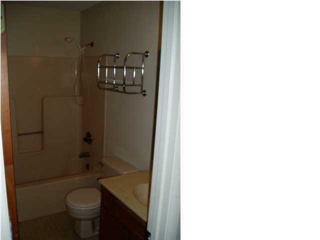 CHATEAU PRES DE LA MER - Residential Lease