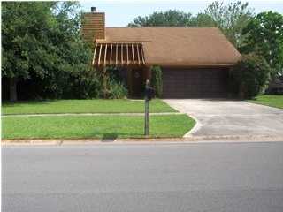 CHATEAU PRES DE LA MER - Residential Lease