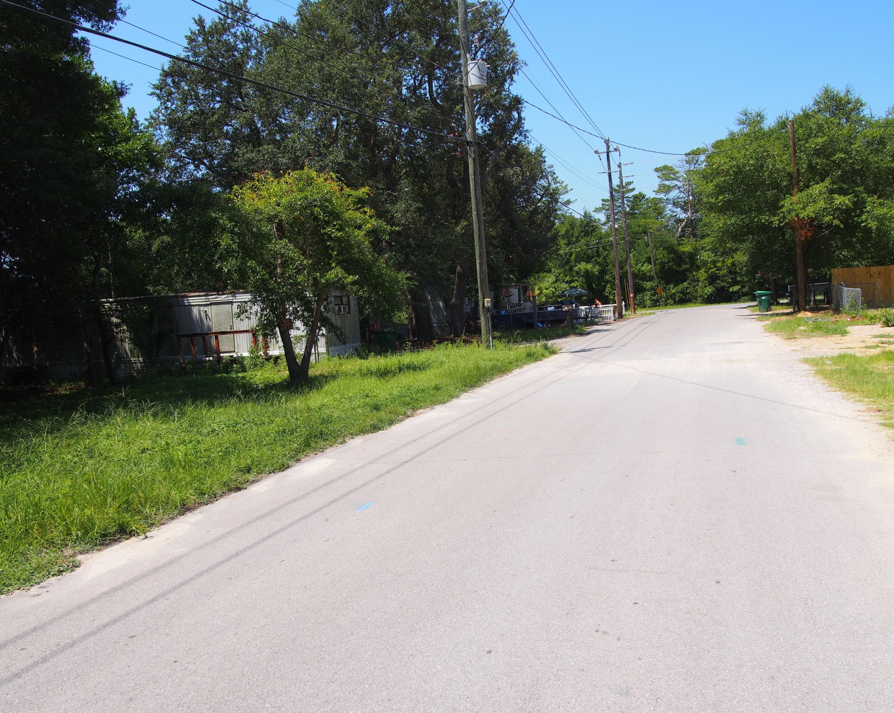 ANDERSON-BROOKS - Land