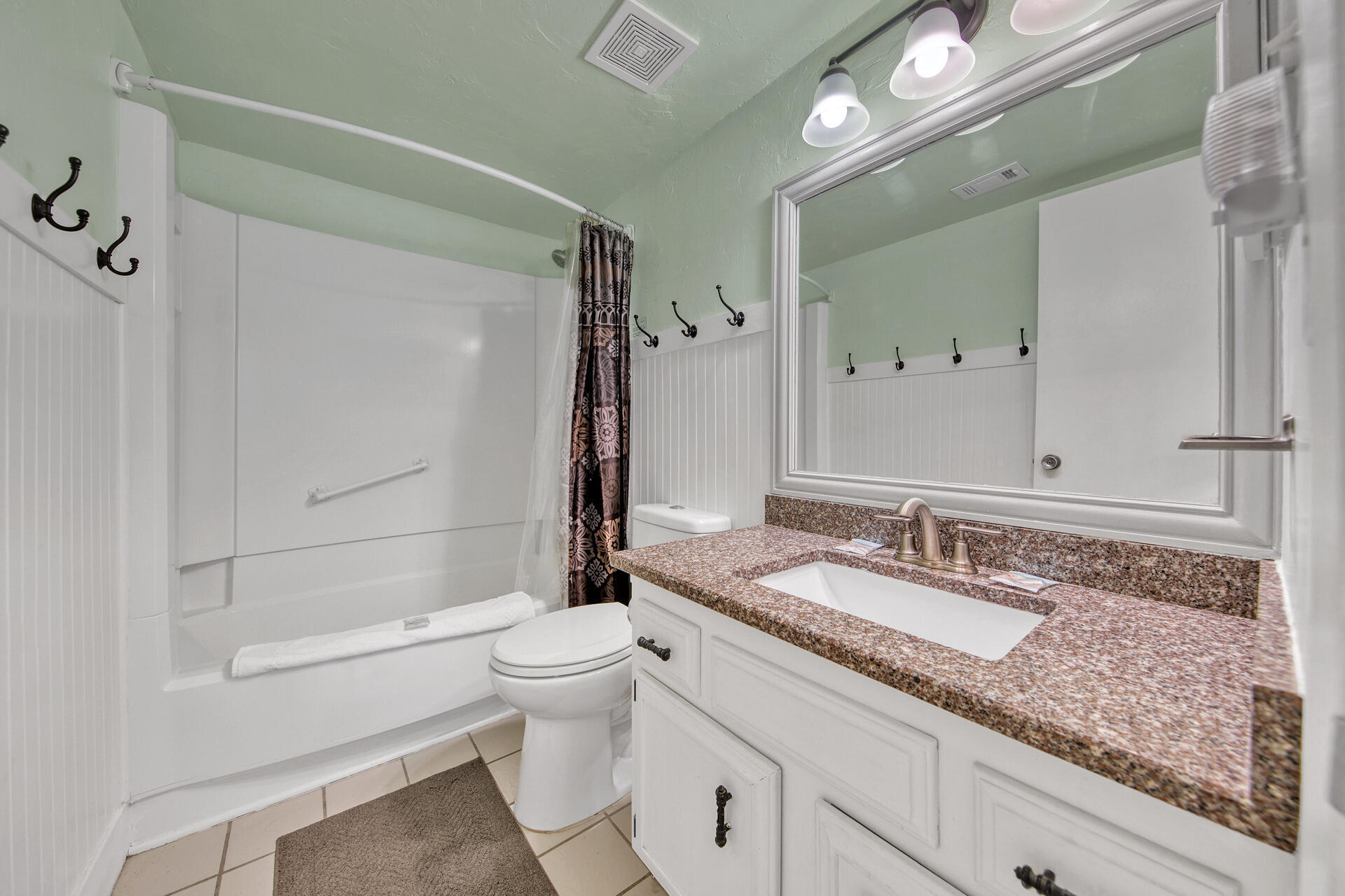 SEASCAPE CONDO GARDEN VILLA - Residential