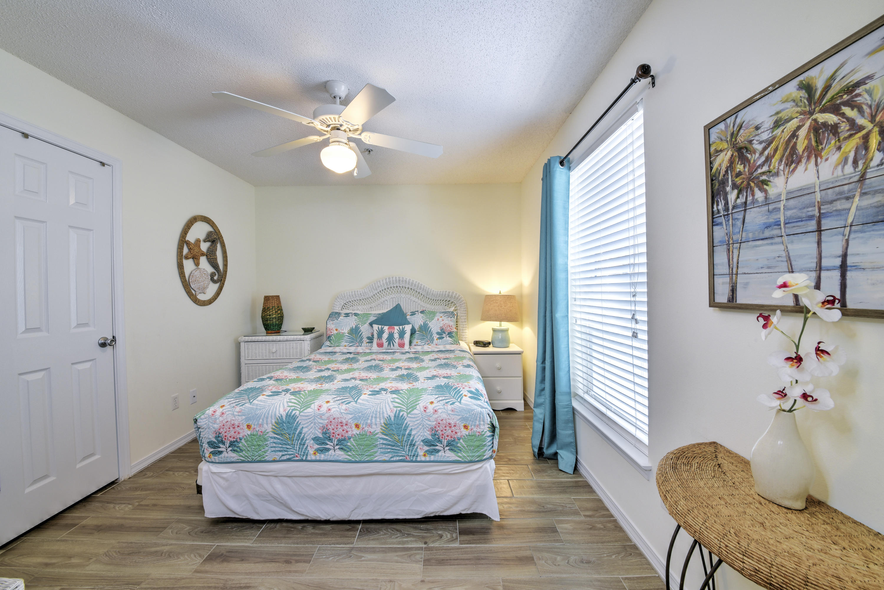 GULF ISLAND CONDOS - Residential