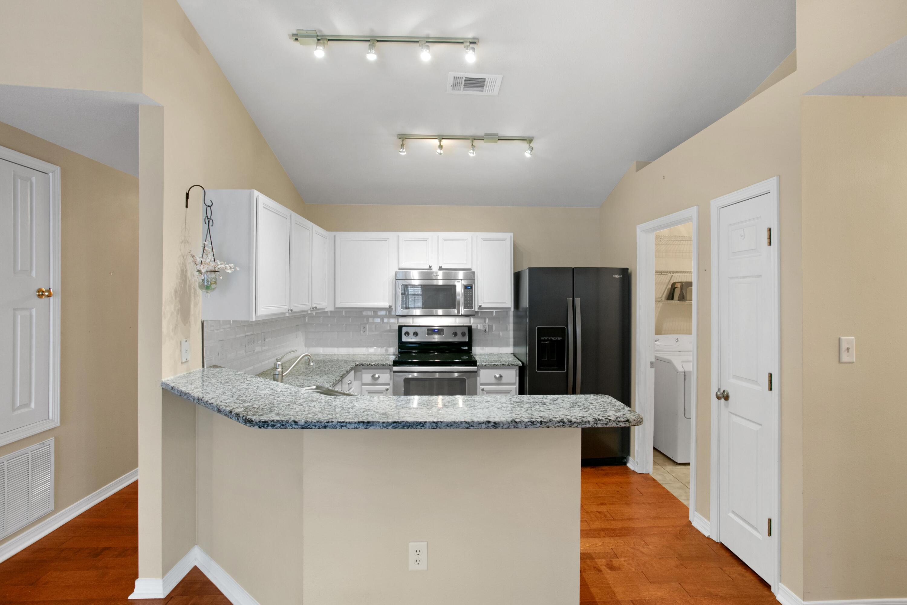 BAYOU LANDING - Residential