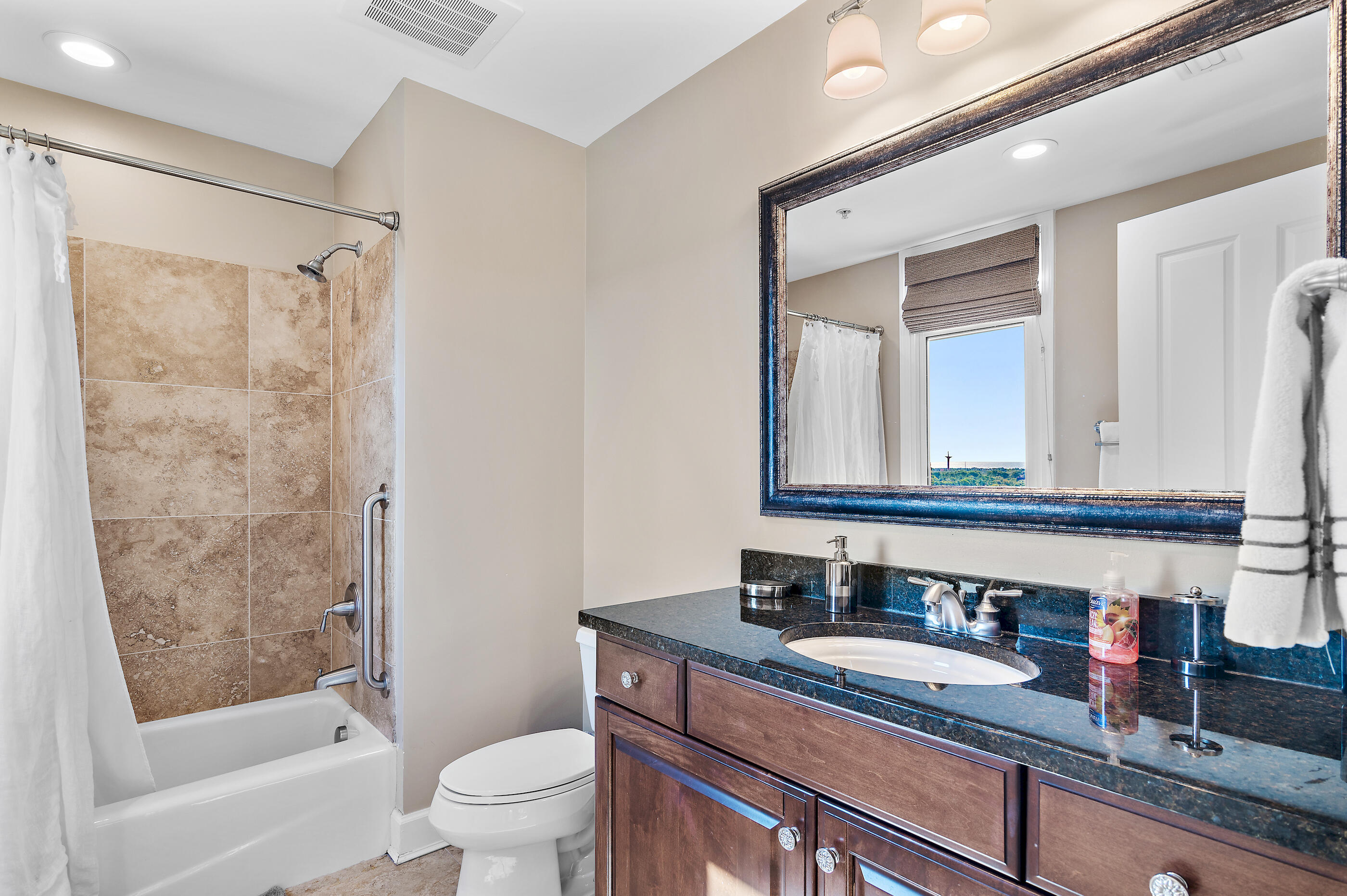 ONE WATER PLACE - Residential