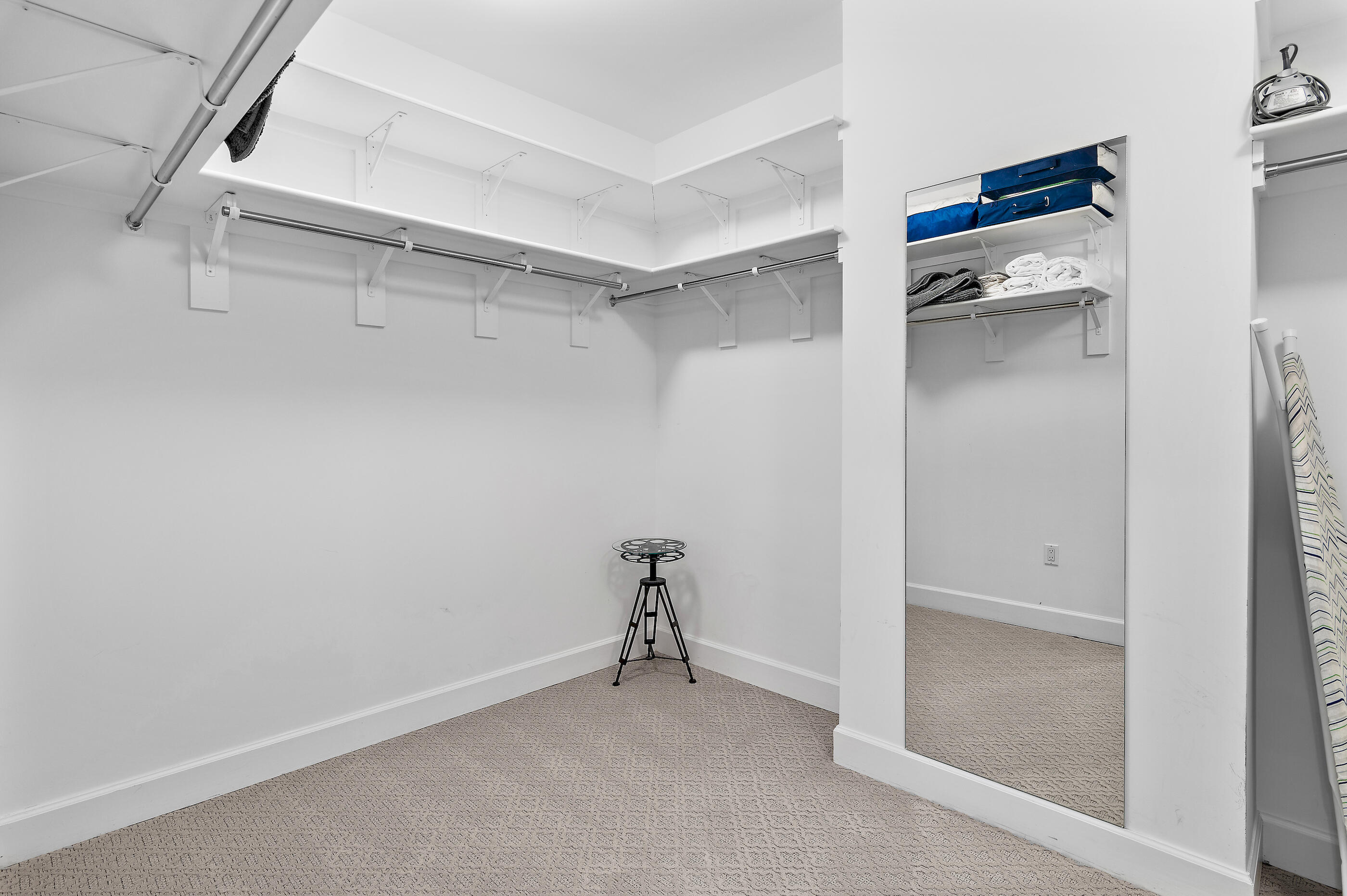 ONE WATER PLACE - Residential