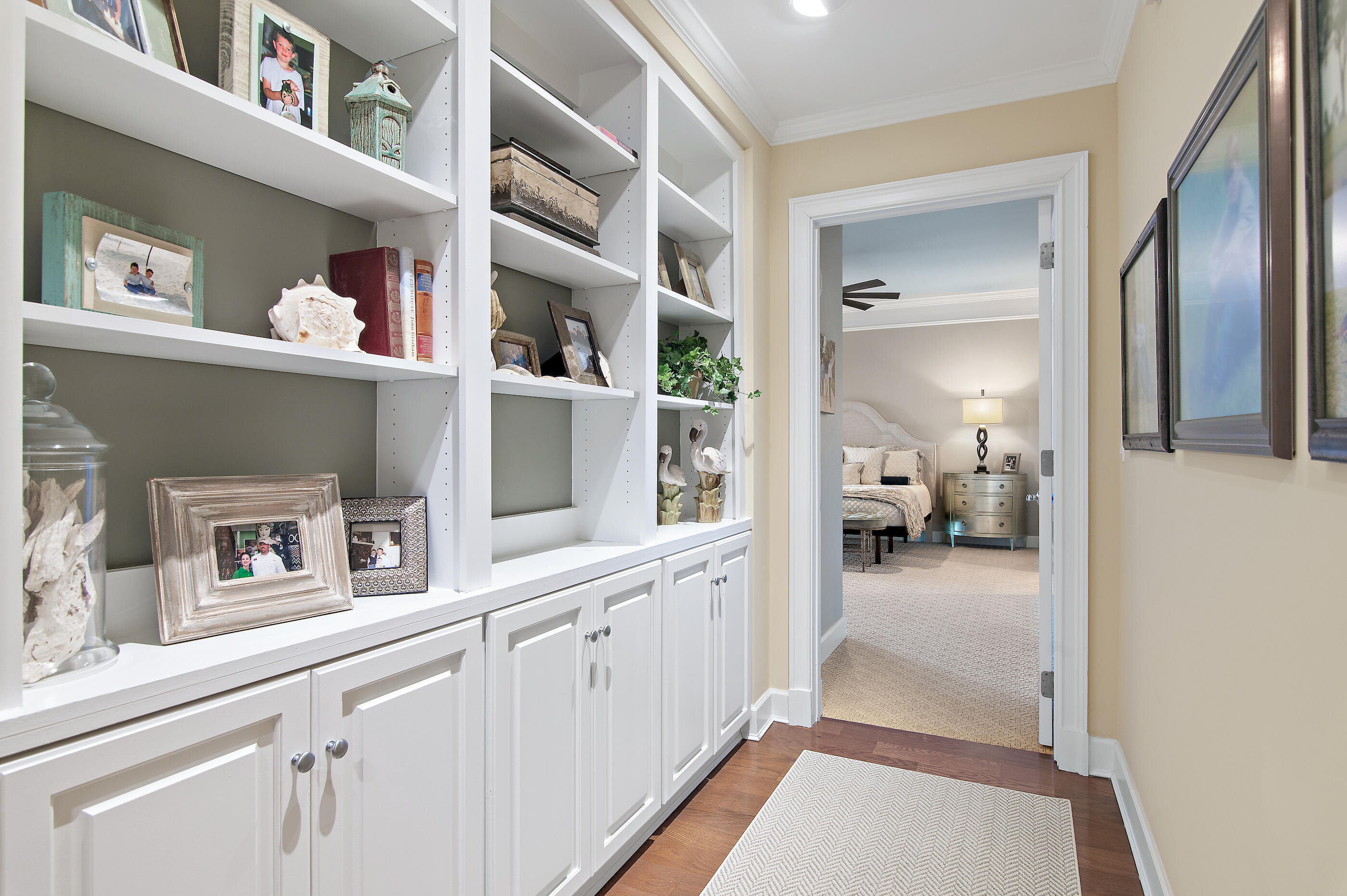 ONE WATER PLACE - Residential