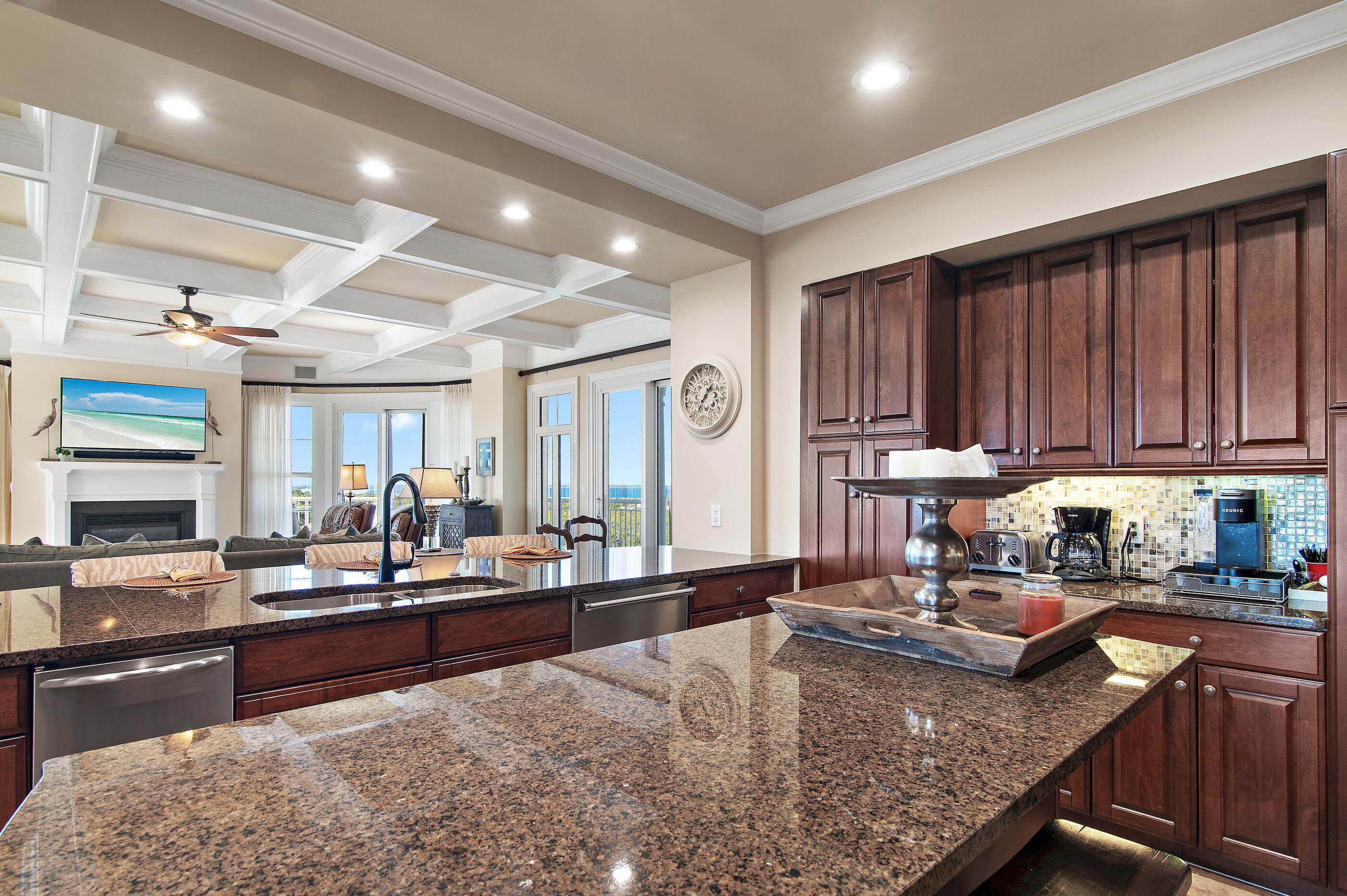 ONE WATER PLACE - Residential