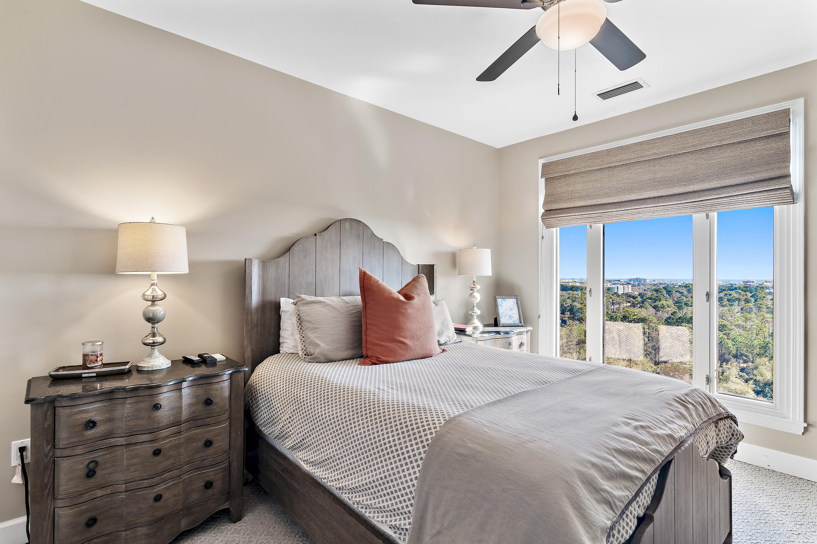 ONE WATER PLACE - Residential