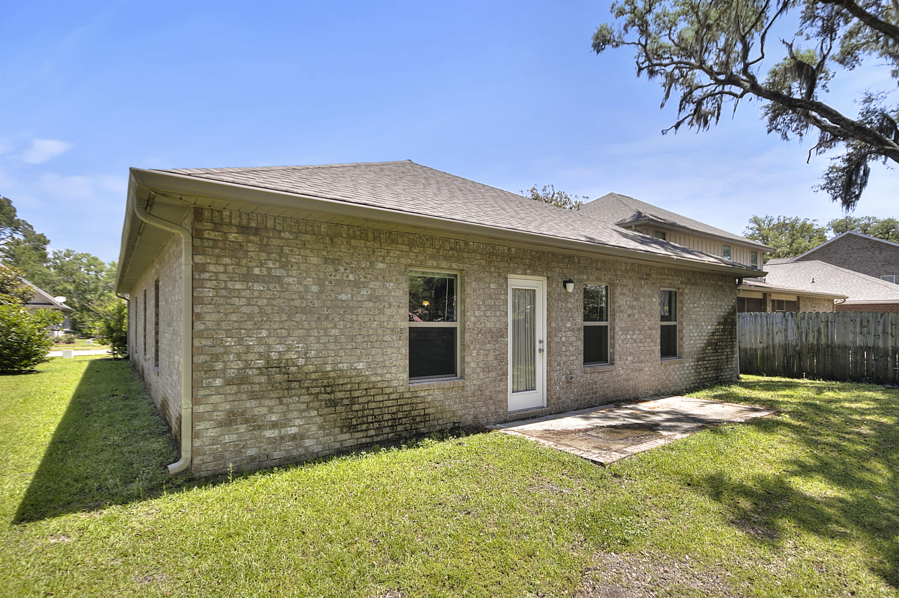 OAKS AT EDEN - Residential