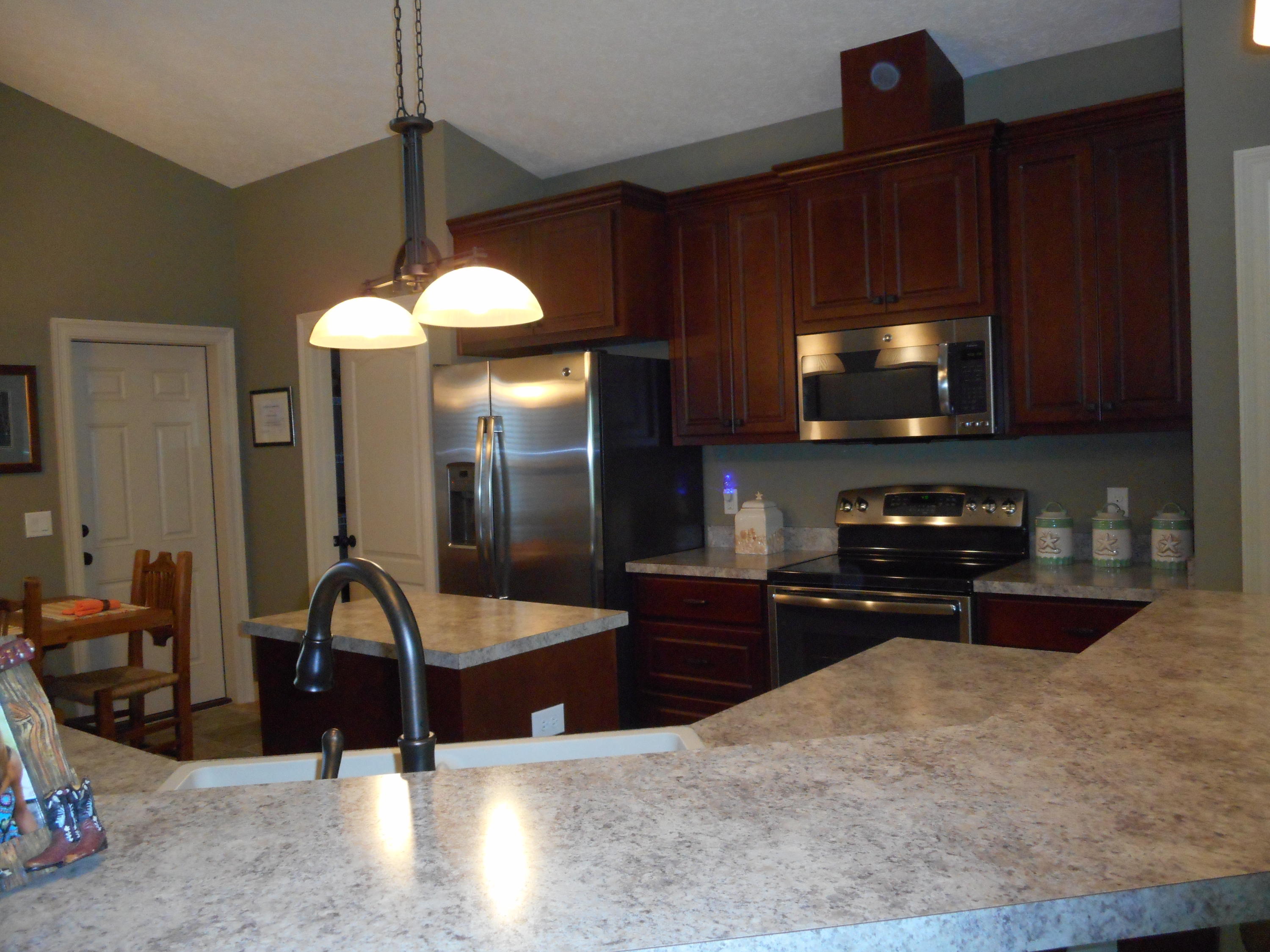 JAMAICAN LAKE CONDO PH 2 - Residential