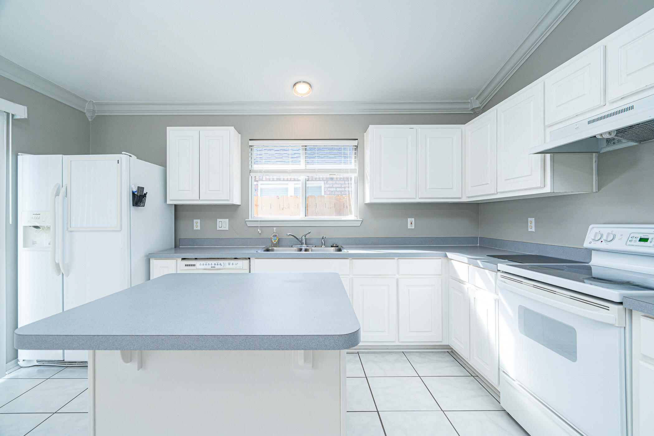 EMERALD VILLAGE S/D - Residential