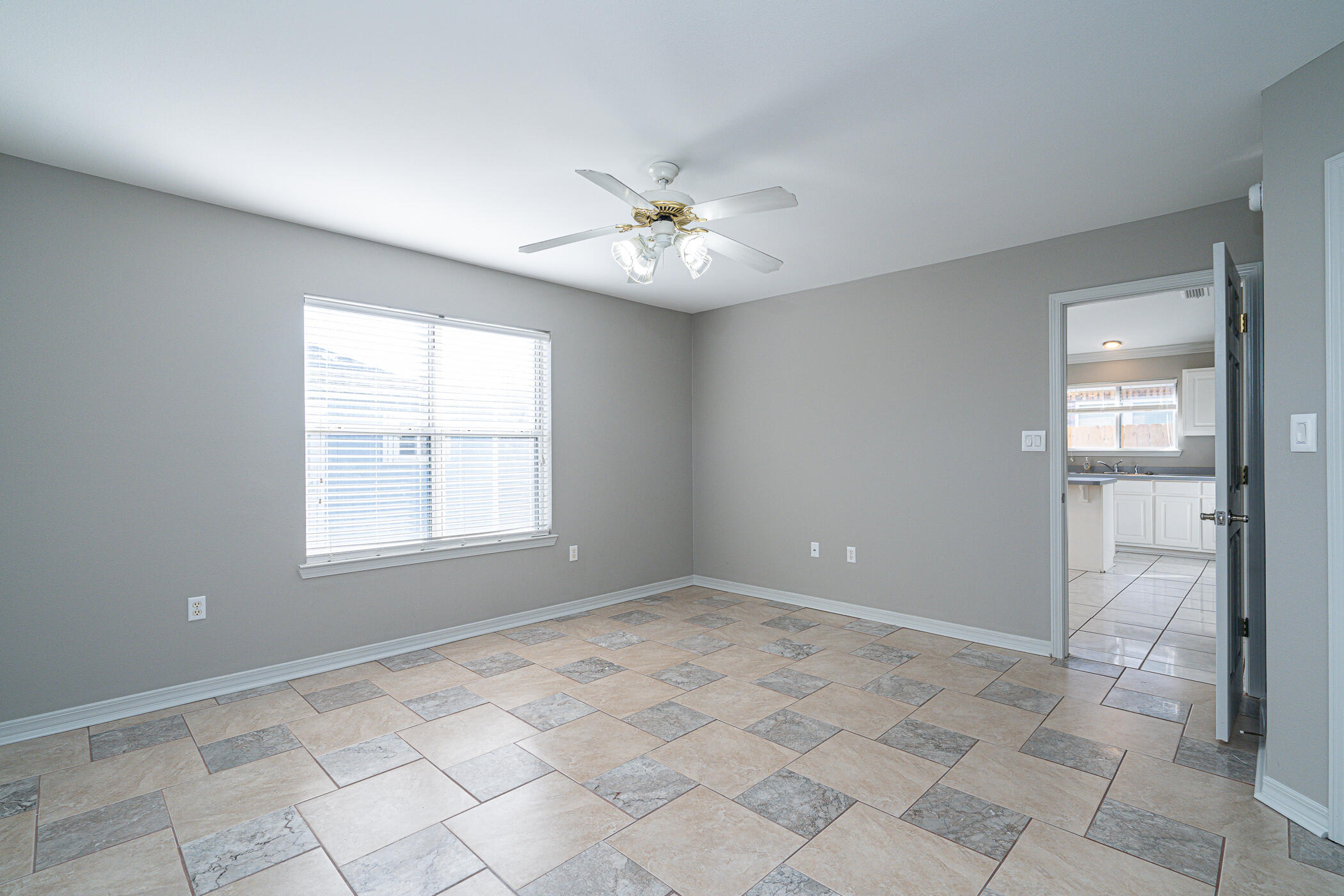 EMERALD VILLAGE S/D - Residential