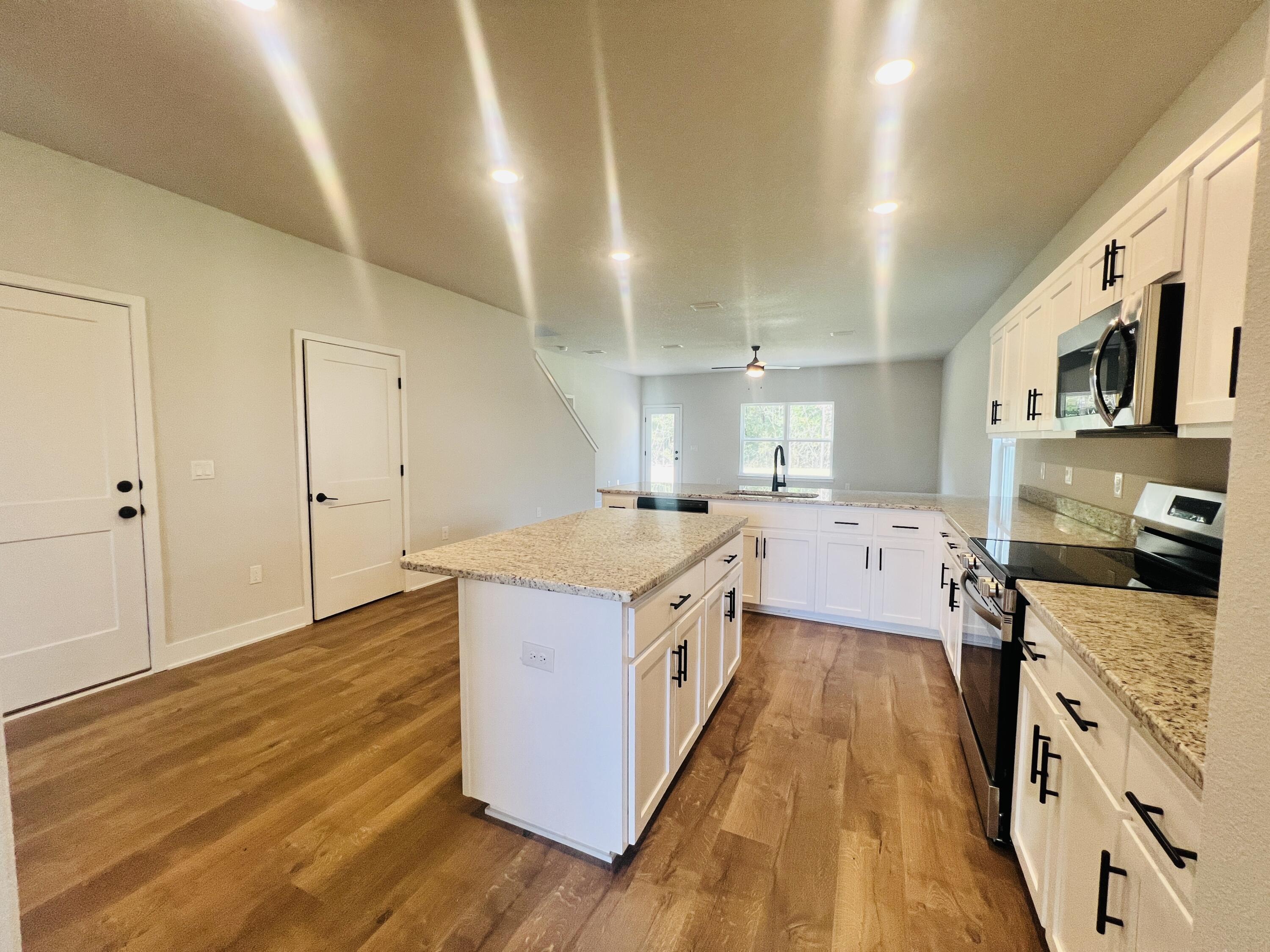 HIDDEN PINES PH 1 - Residential