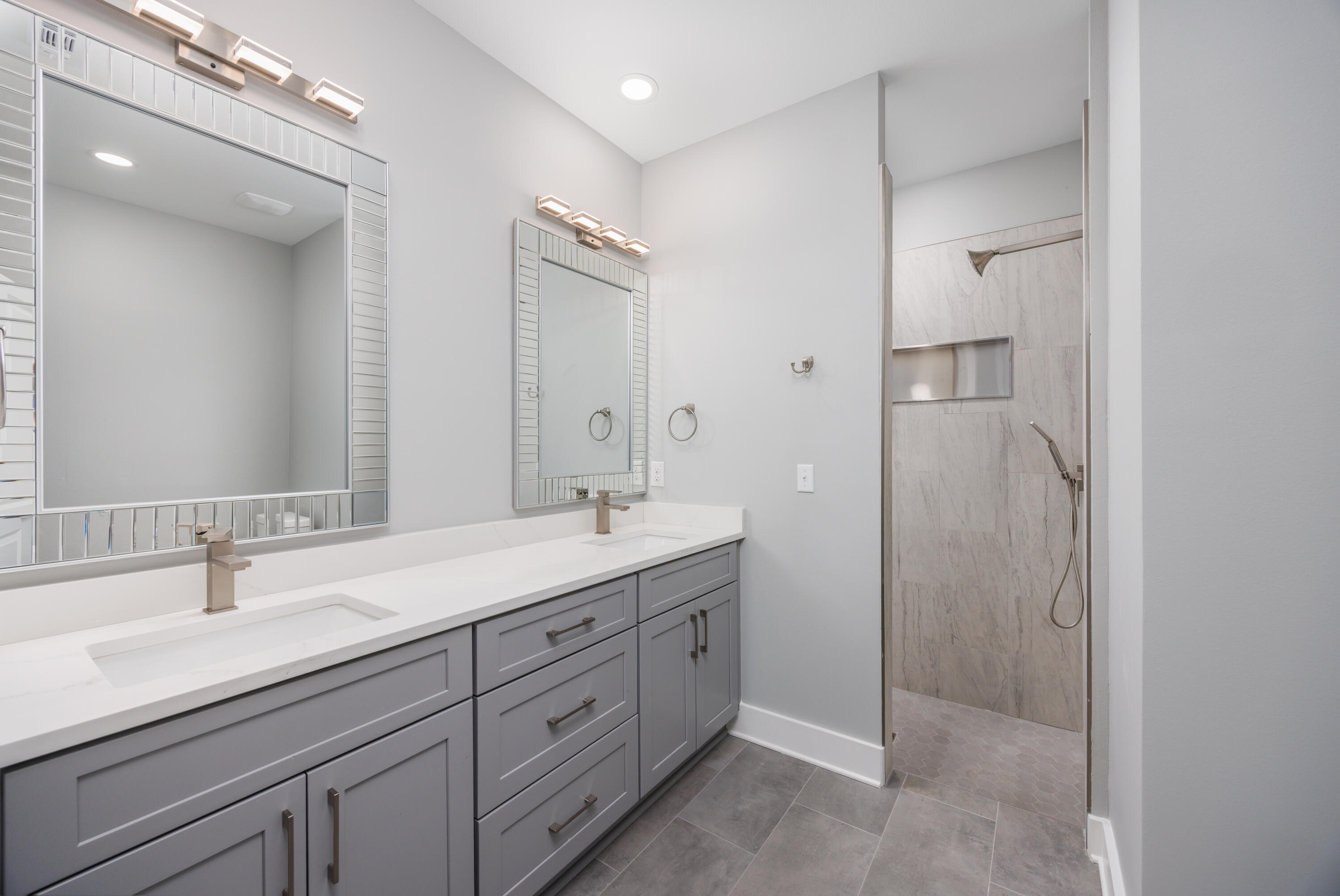 Live Oak Cottages - Residential