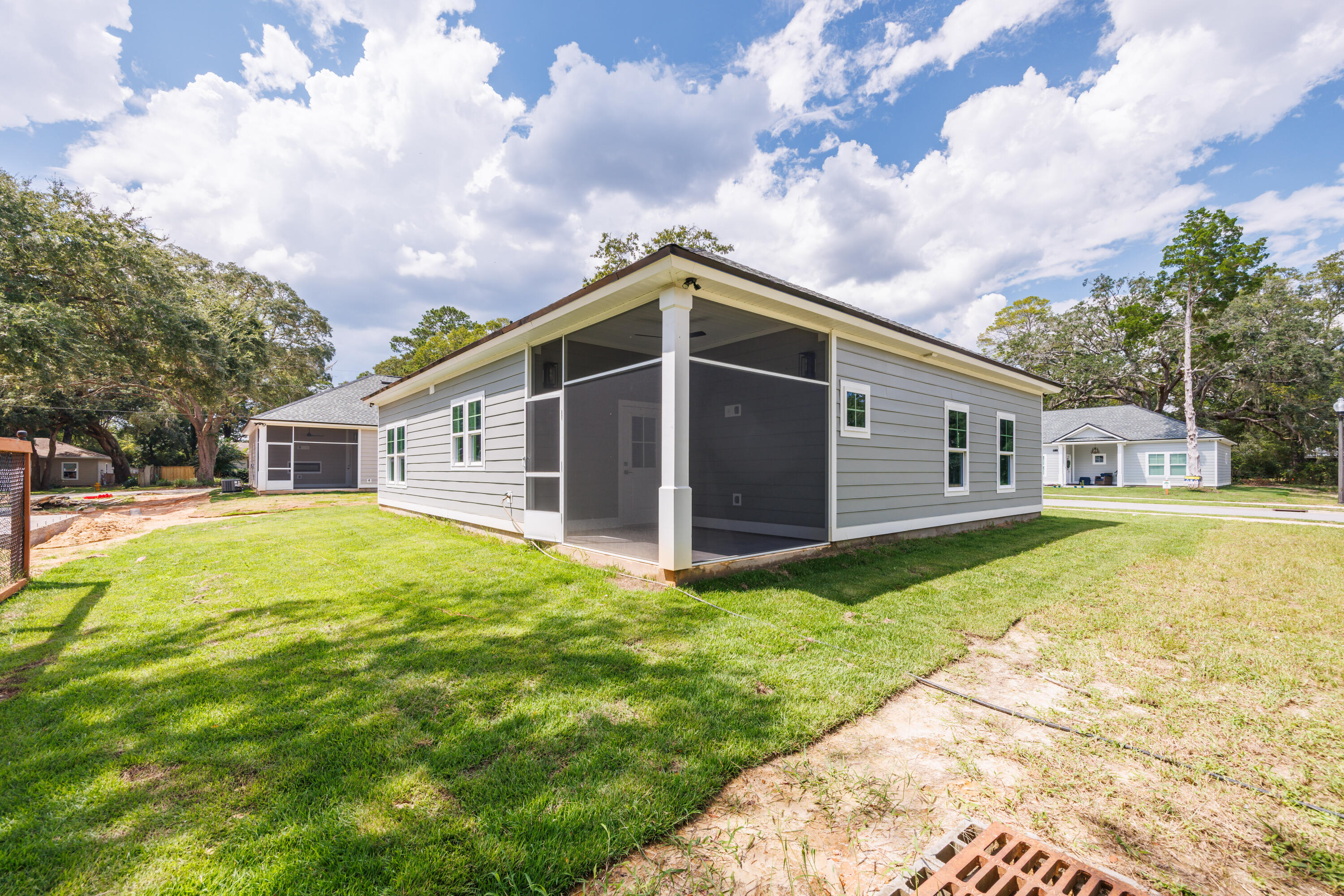 Live Oak Cottages - Residential