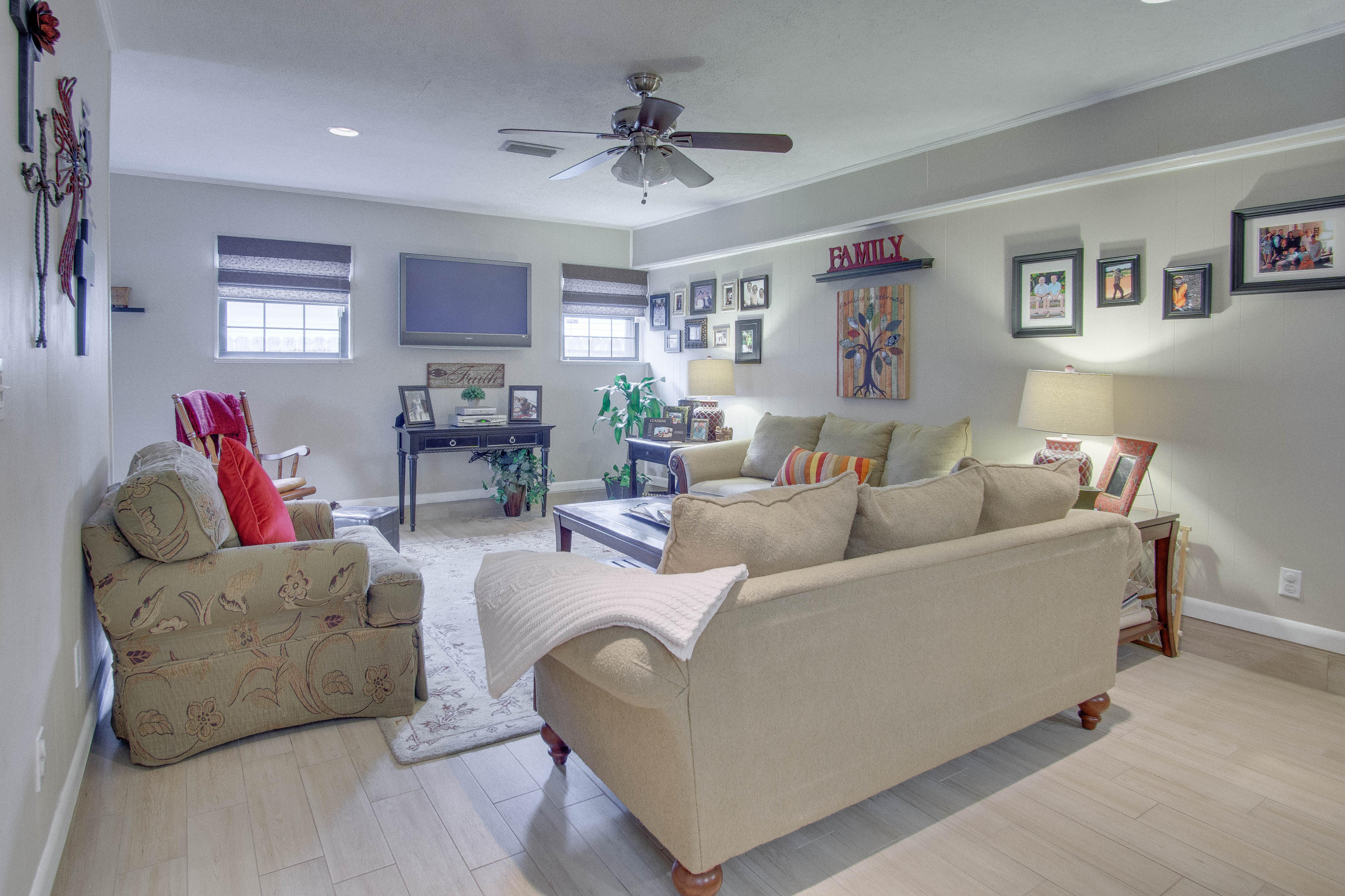 SEA HILLS 3RD - Residential