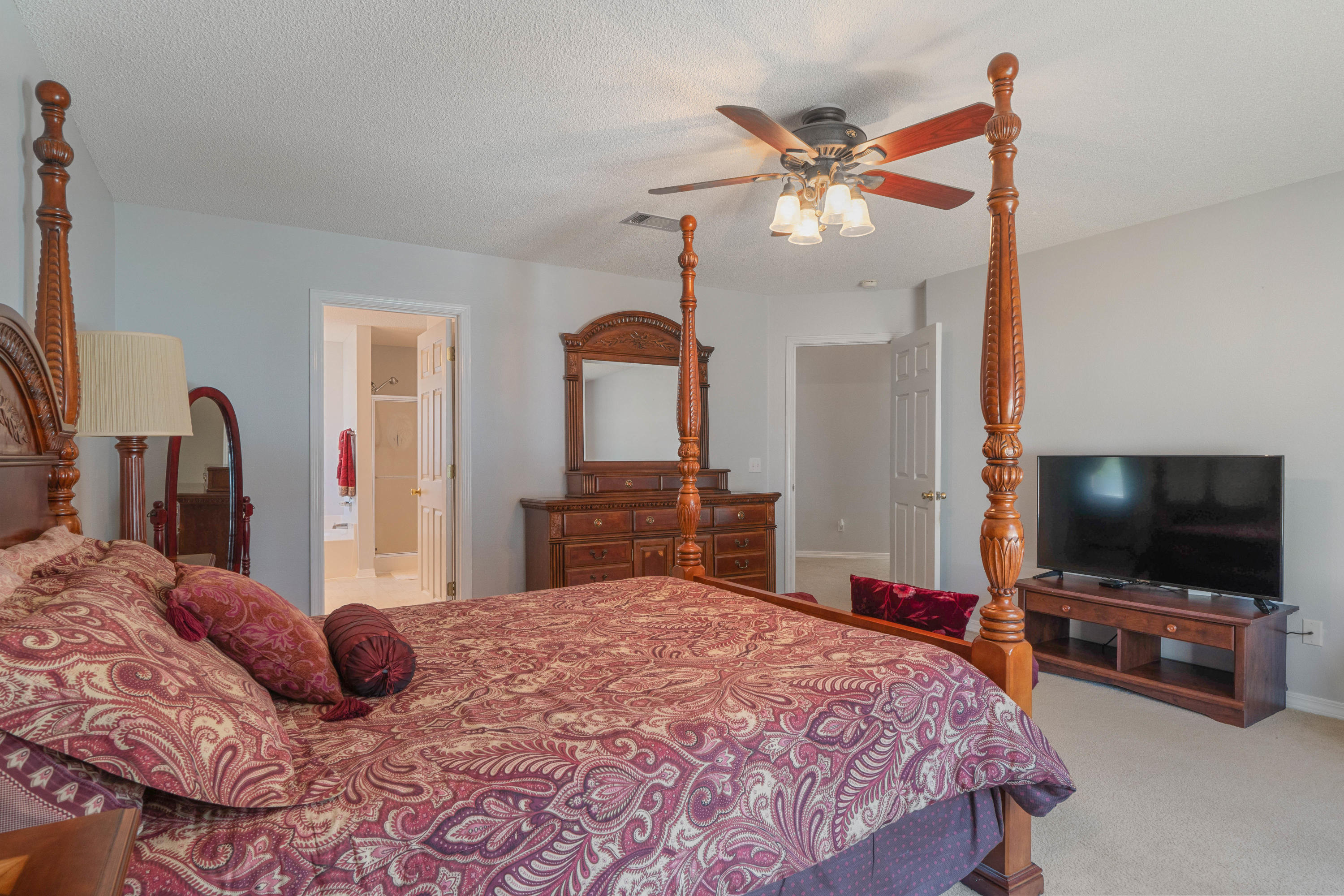 MARION MANOR - Residential