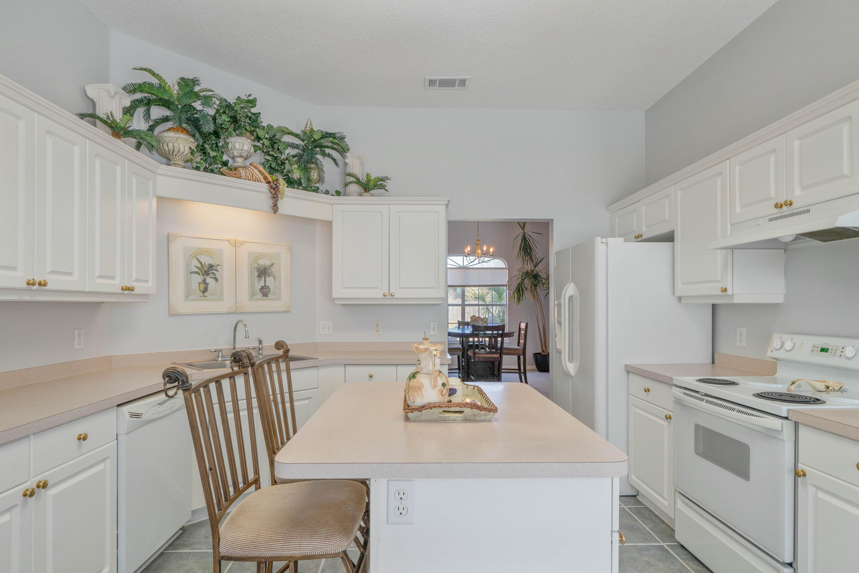 MARION MANOR - Residential