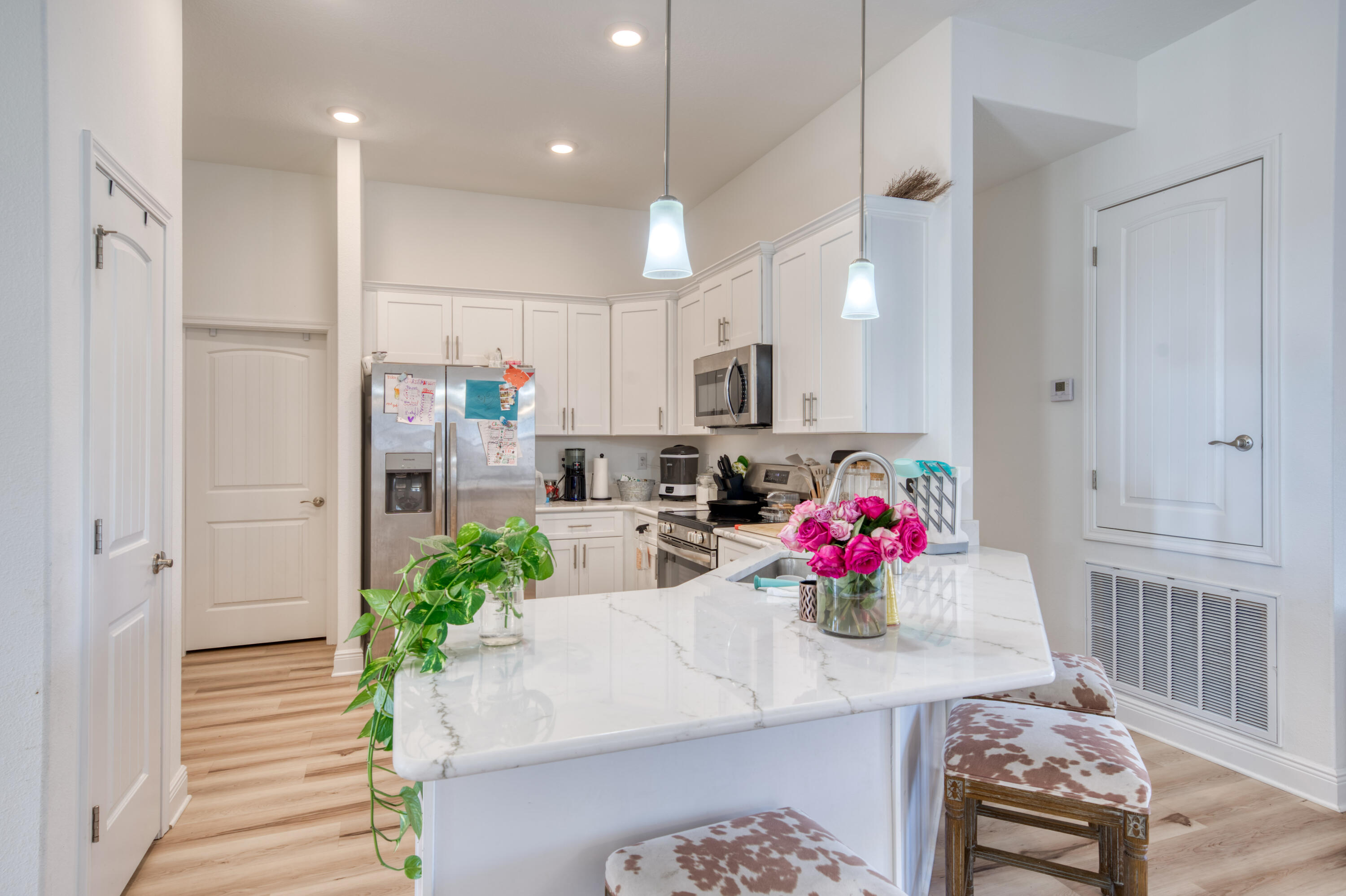 THE BLUFFS AT LAFAYETTE - Residential Lease