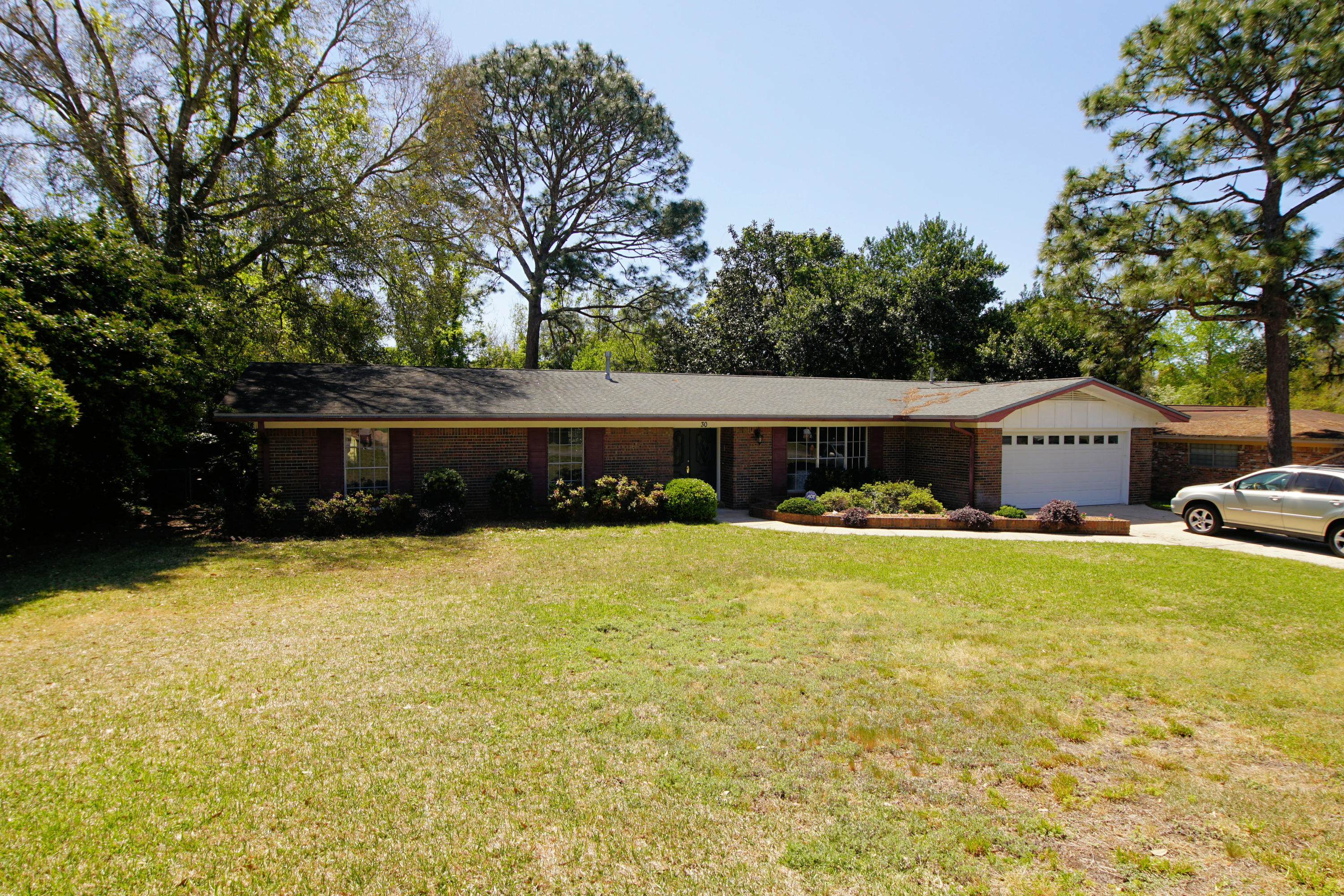 BAYOU POQUITO - Residential
