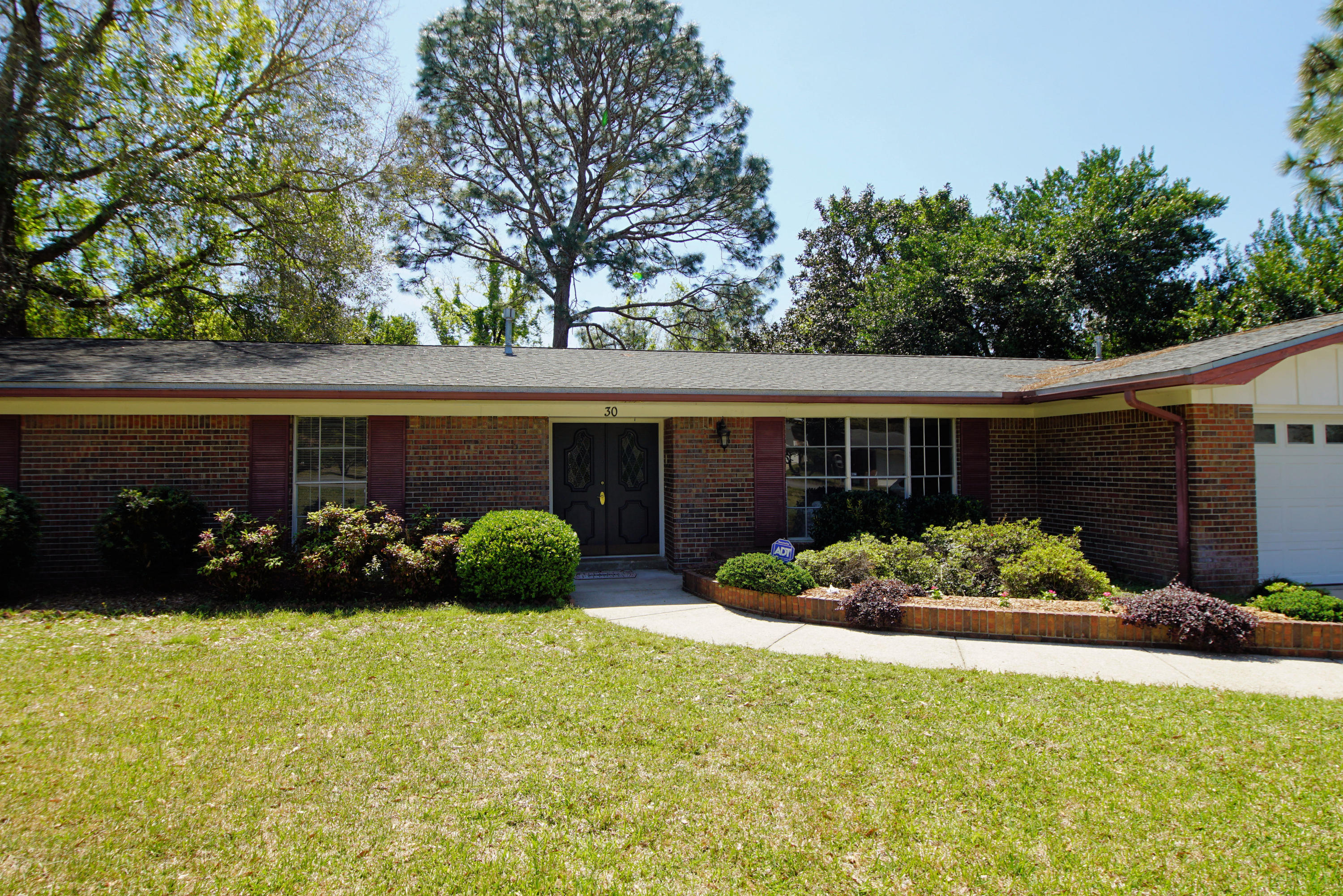 BAYOU POQUITO - Residential