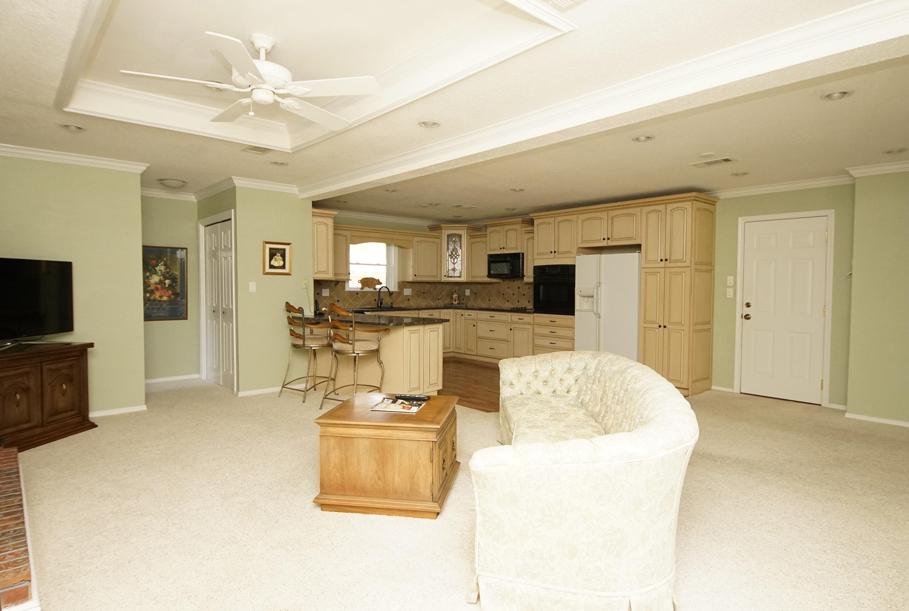 BAYOU POQUITO - Residential