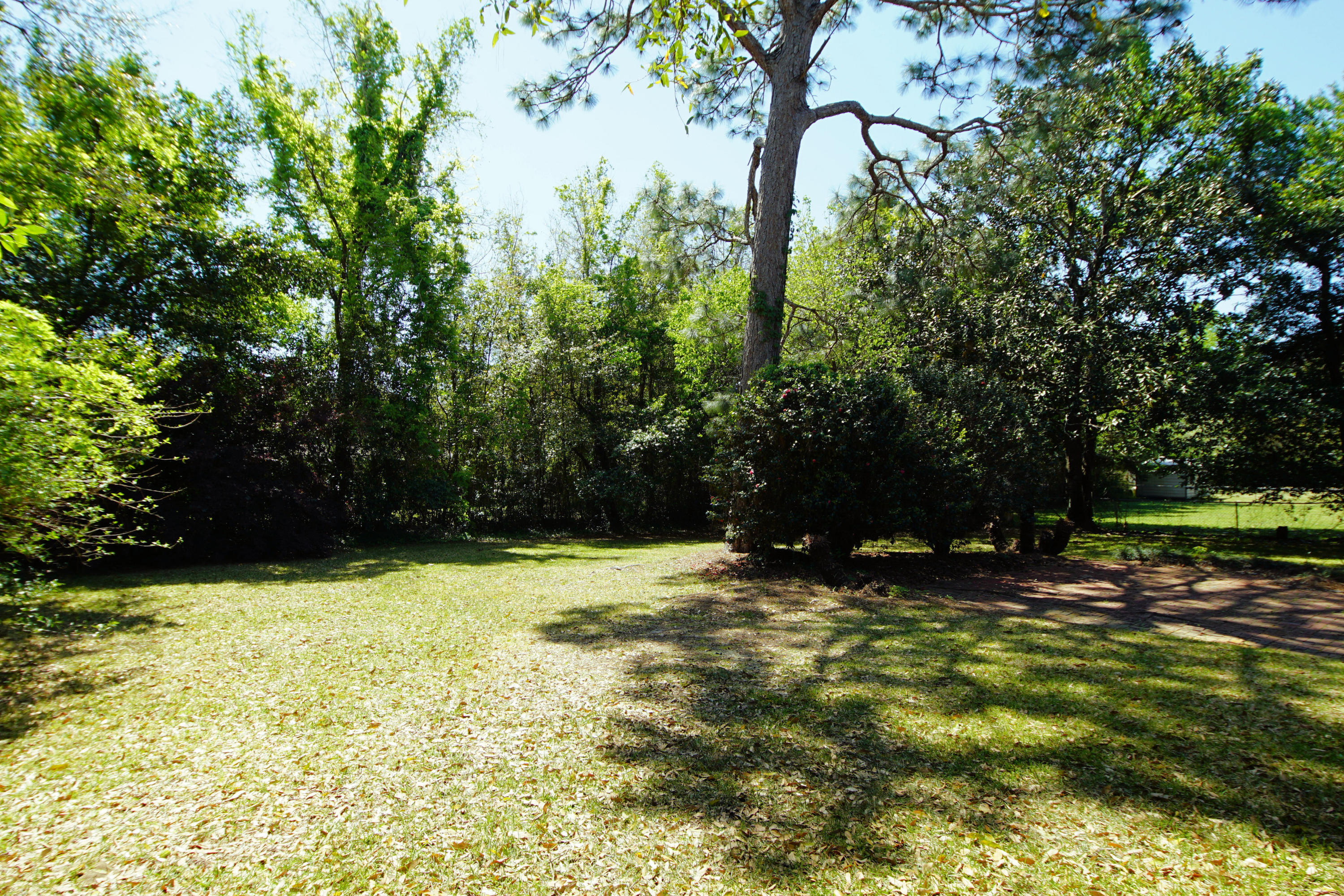 BAYOU POQUITO - Residential