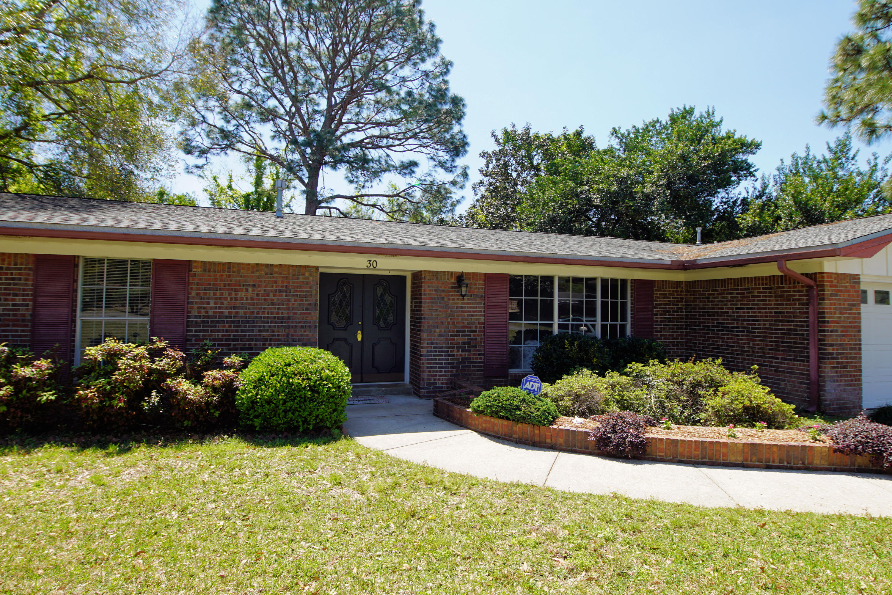 BAYOU POQUITO - Residential