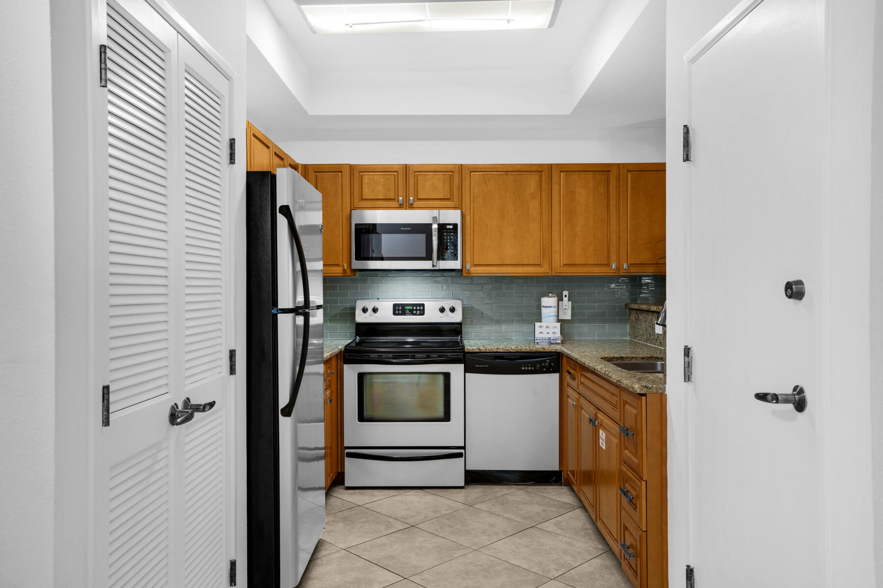 SUMMIT AT TOPS'L (THE) - Residential