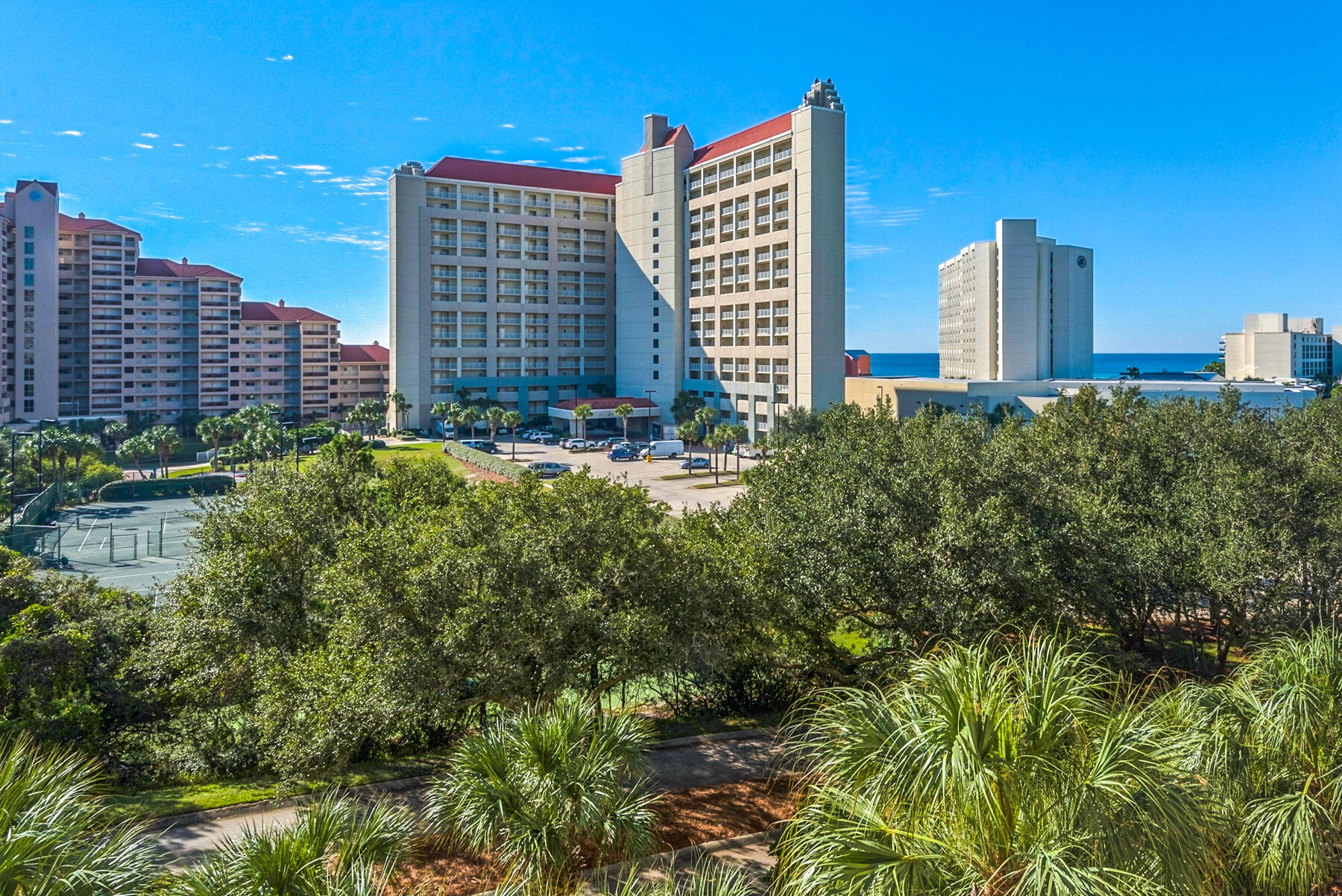 SUMMIT AT TOPS'L (THE) - Residential