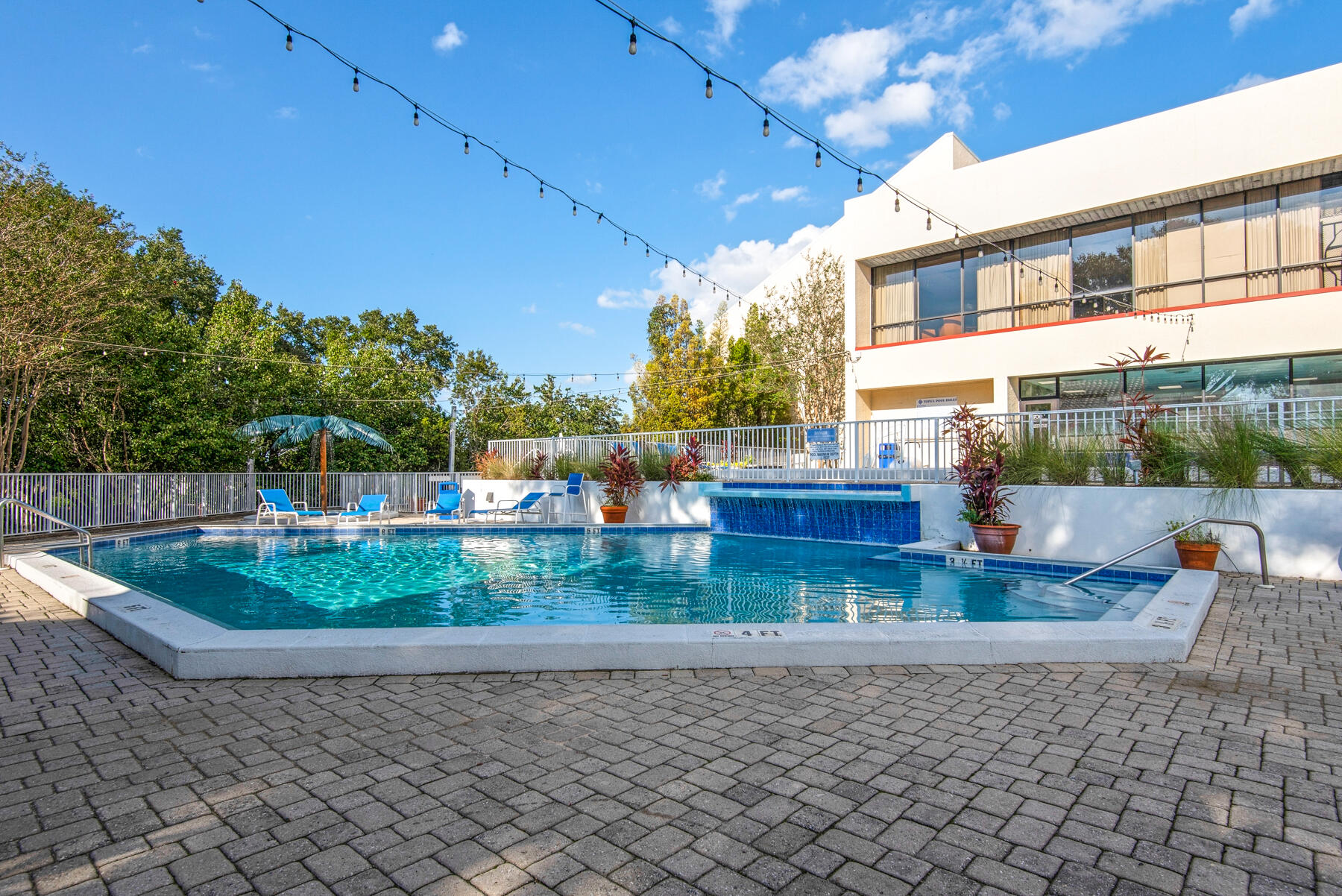 SUMMIT AT TOPS'L (THE) - Residential